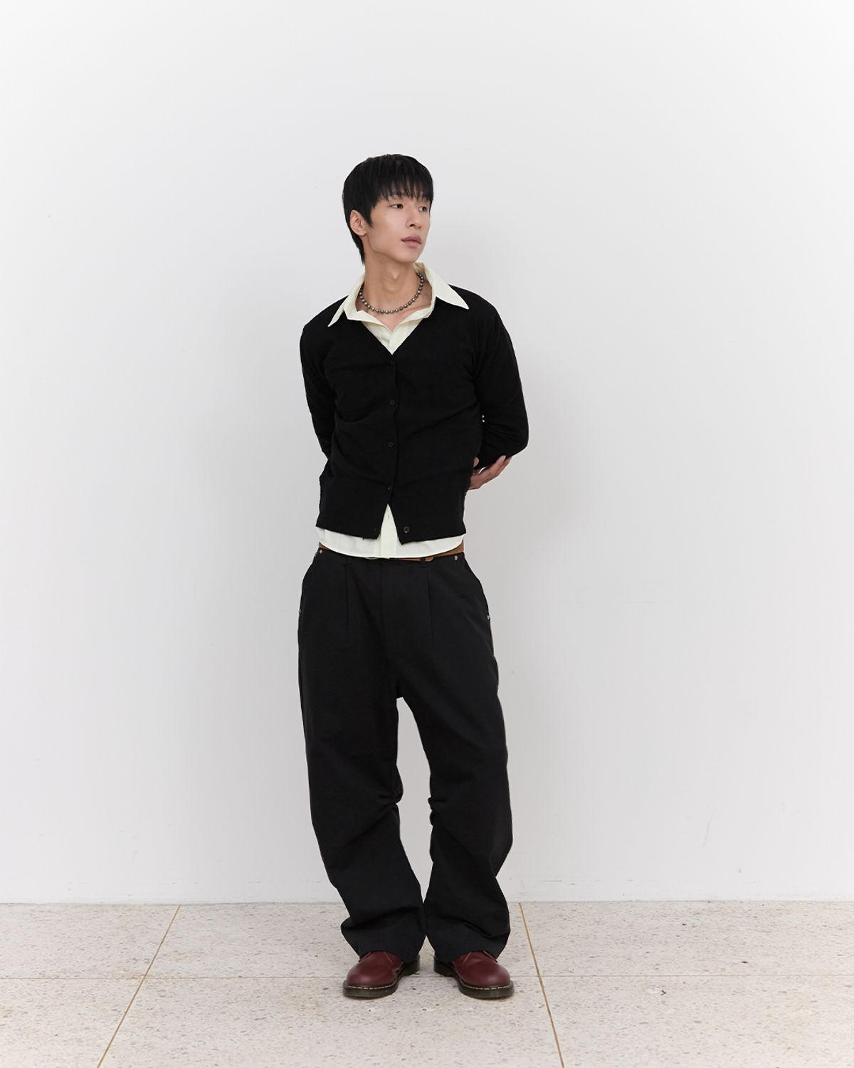 블루썬플라워(BLUESUNFLOWER) 커브드 헤리티지 신치백 팬츠