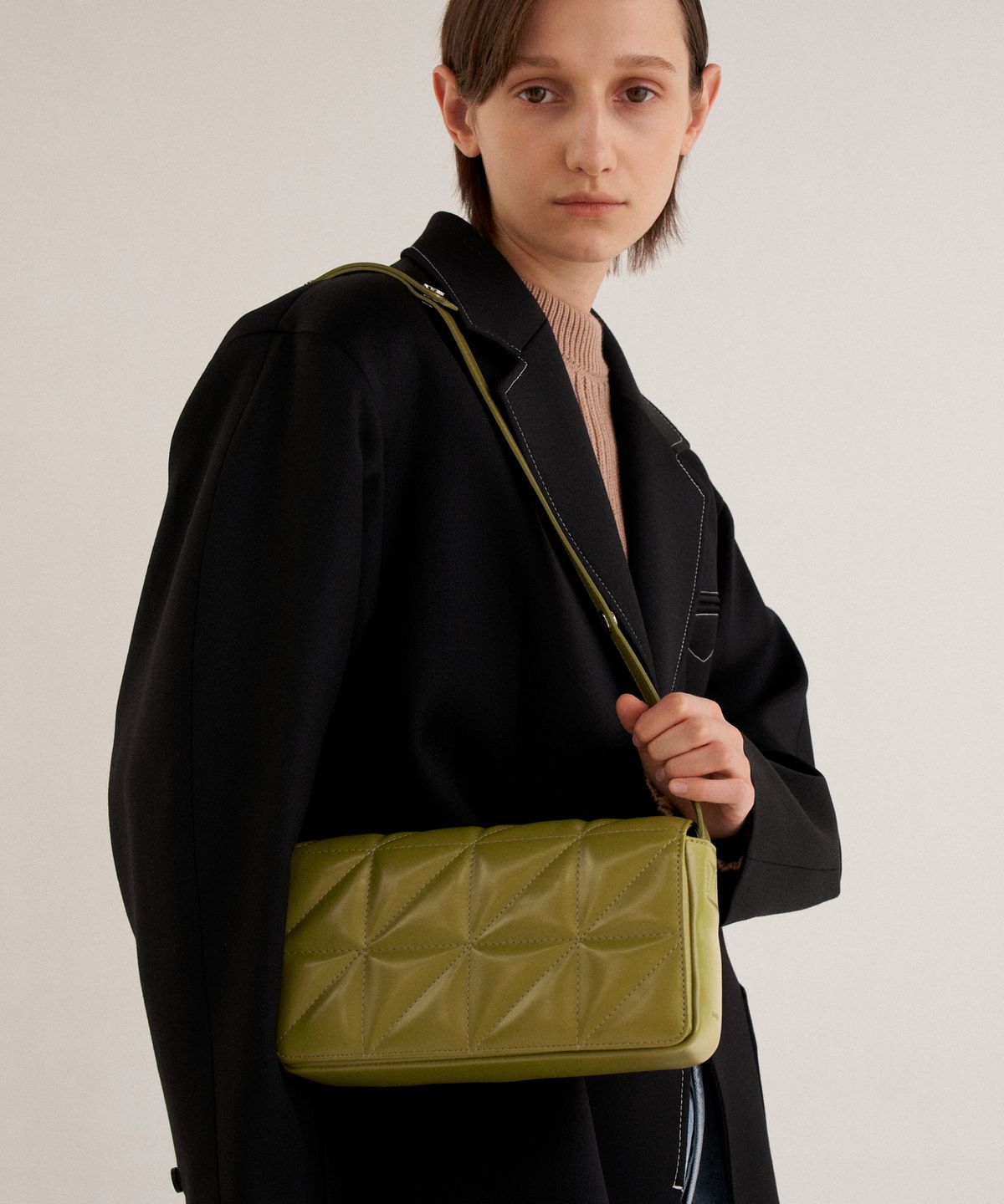 뮤니에(MUNIER) QUILTED FLAP BAG_2COLORS