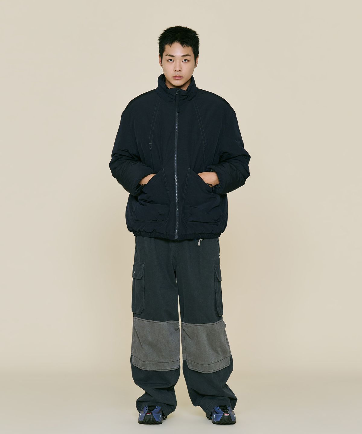 논타입(NONTYPE) LUGGAGE PADDED PUFFER (NAVY)