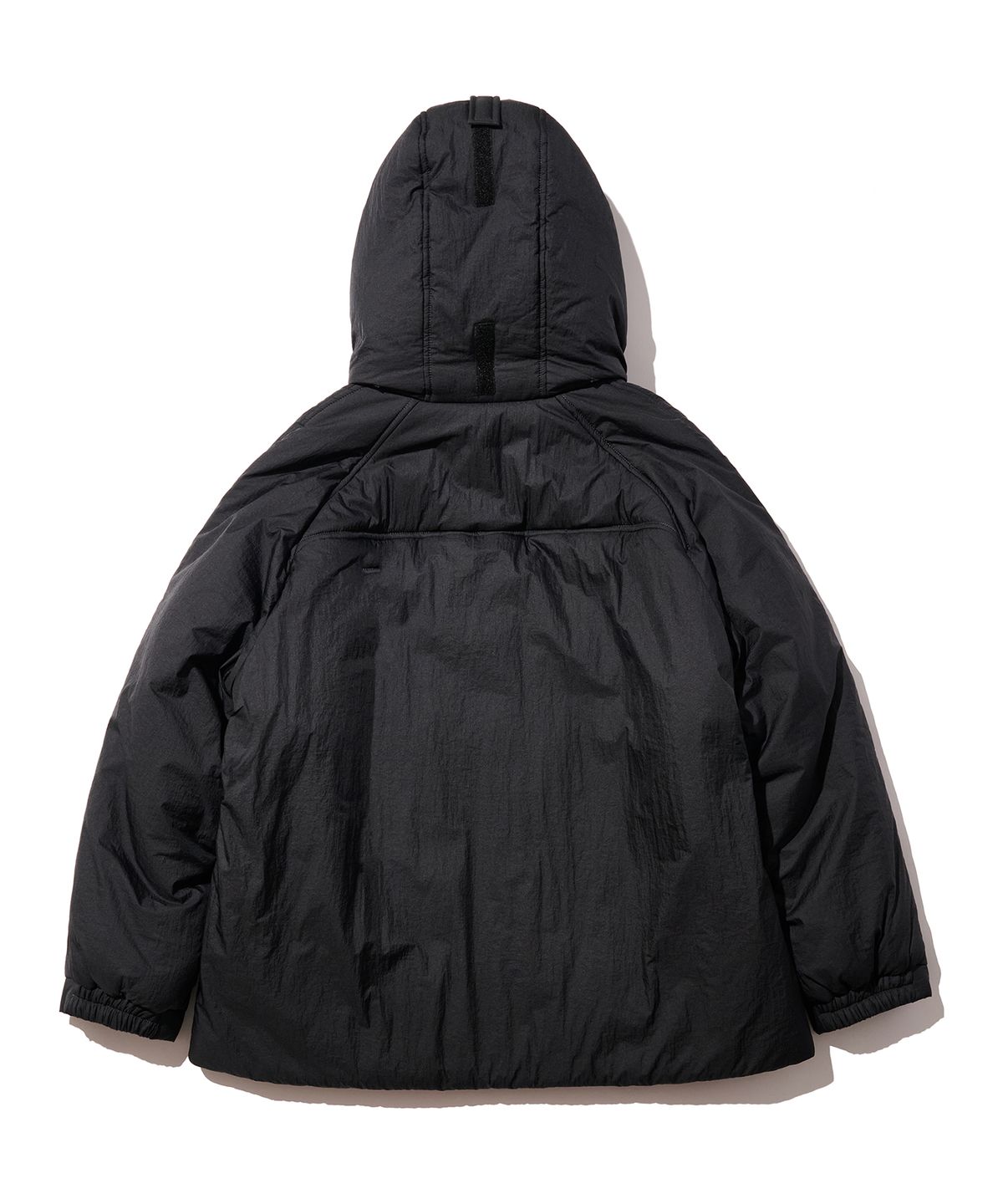논타입(NONTYPE) SECTOR PADDED MONSTER JUMPER (BLACK)