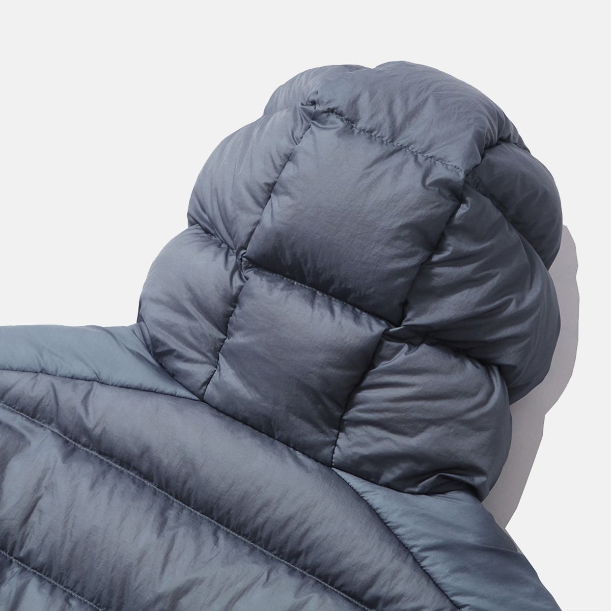 모이프(MOIF) [AW25] HELIUM HOODED DOWN JACKET / SHEER DUSTY BLUE