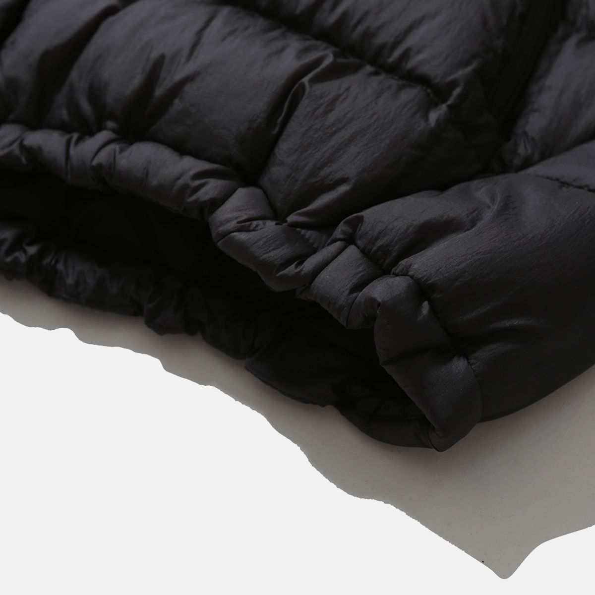 모이프(MOIF) [AW25] HELIUM HOODED DOWN JACKET / SOOTY BLACK