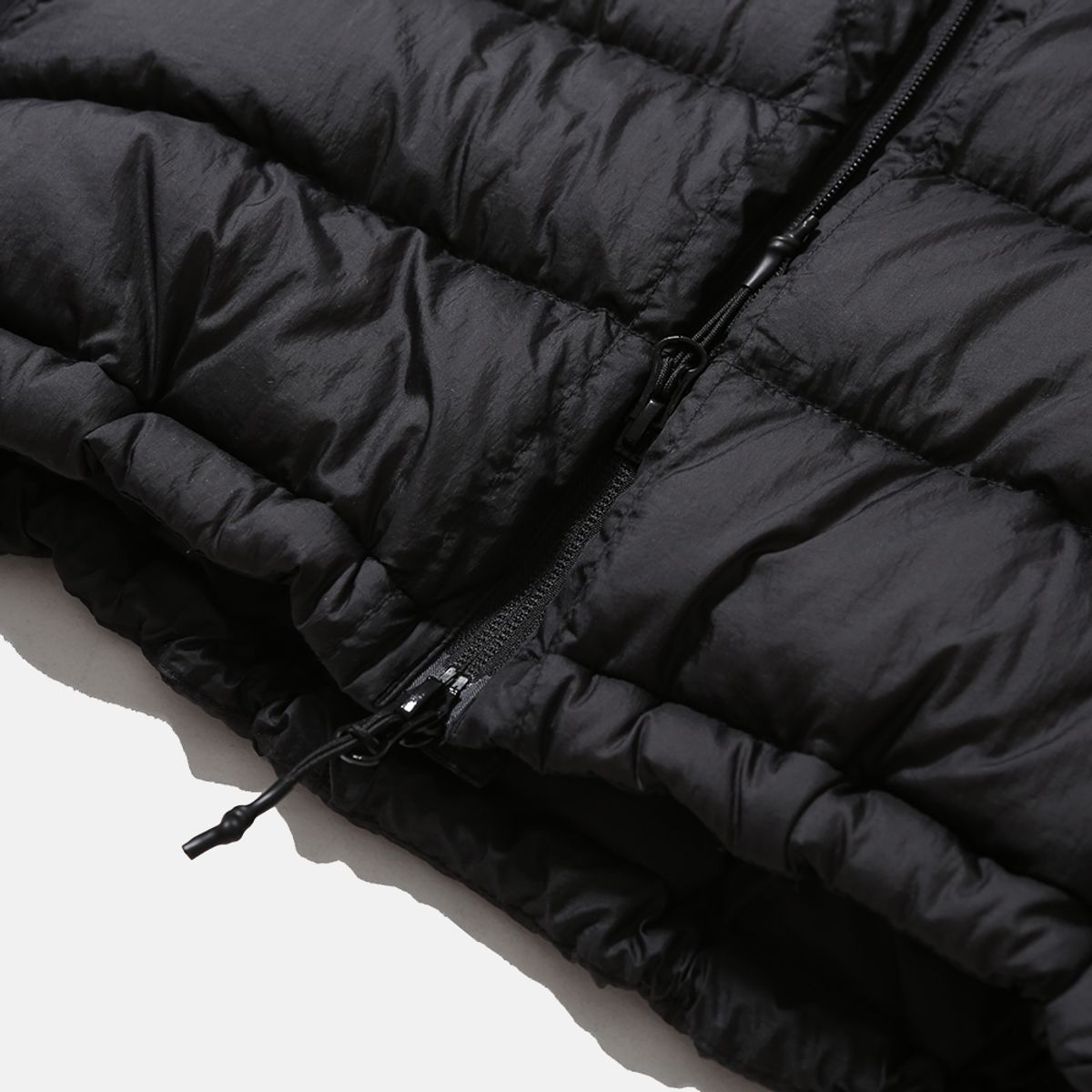 모이프(MOIF) [AW25] HELIUM HOODED DOWN JACKET / SOOTY BLACK