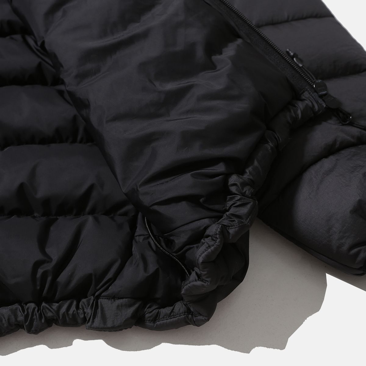 모이프(MOIF) [AW25] HELIUM HOODED DOWN JACKET / SOOTY BLACK