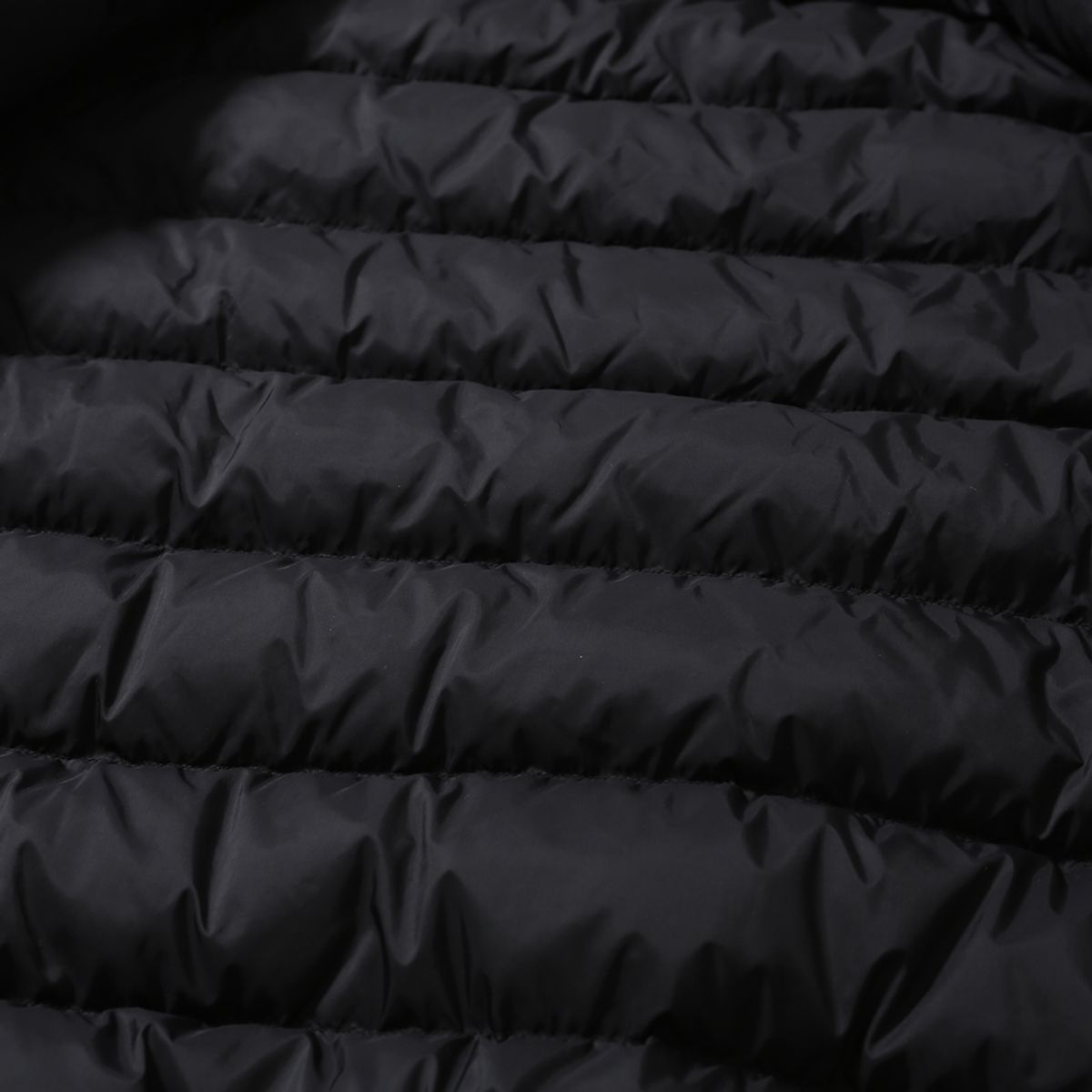 모이프(MOIF) [AW25] HELIUM HOODED DOWN JACKET / SOOTY BLACK