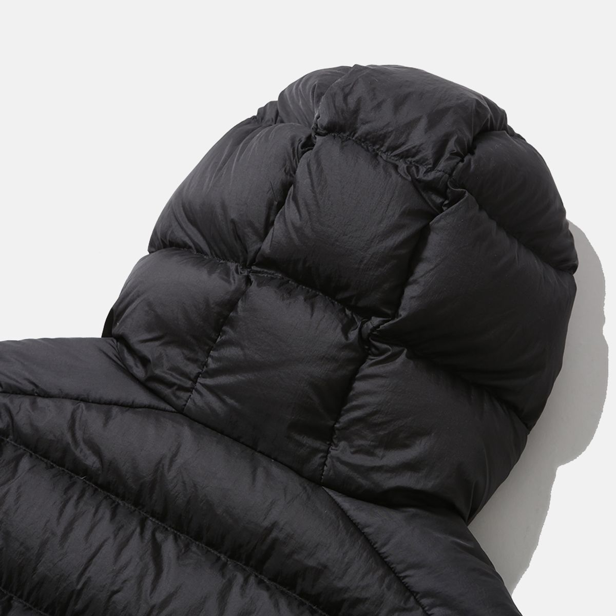 모이프(MOIF) [AW25] HELIUM HOODED DOWN JACKET / SOOTY BLACK