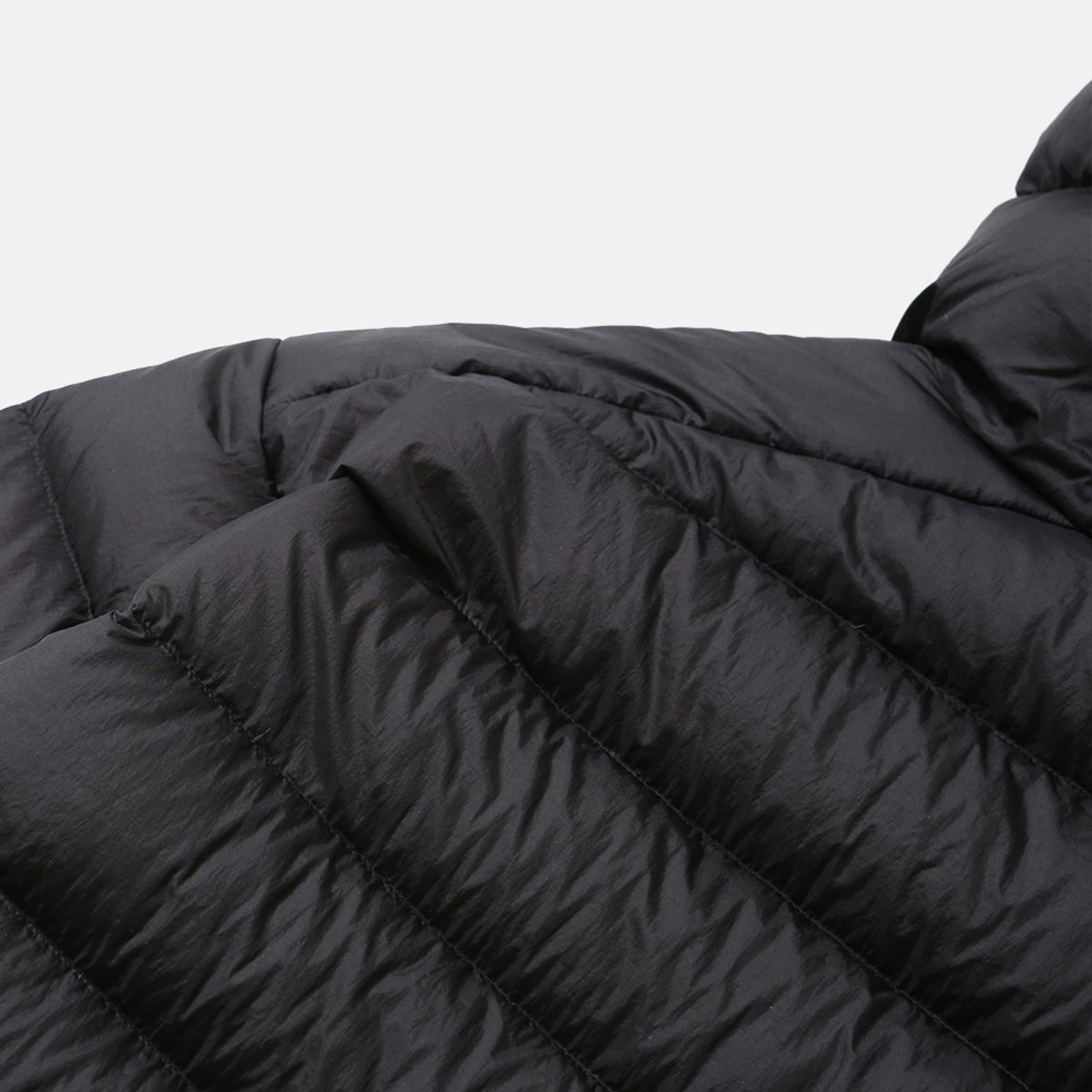모이프(MOIF) [AW25] HELIUM HOODED DOWN JACKET / SOOTY BLACK
