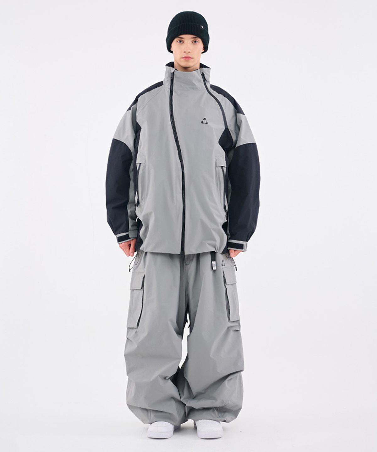 돌아우터웨어(DOLL OUTERWEAR) [DOLL X DUMDIDUM] 2526 비타 자켓&팬츠 세트 GRAY 남녀공용