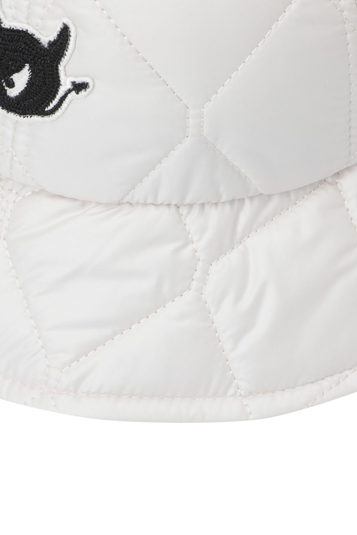 왁(WAAC) Women Ear Warmer padding Bucket Hat WGRCX25717IVX