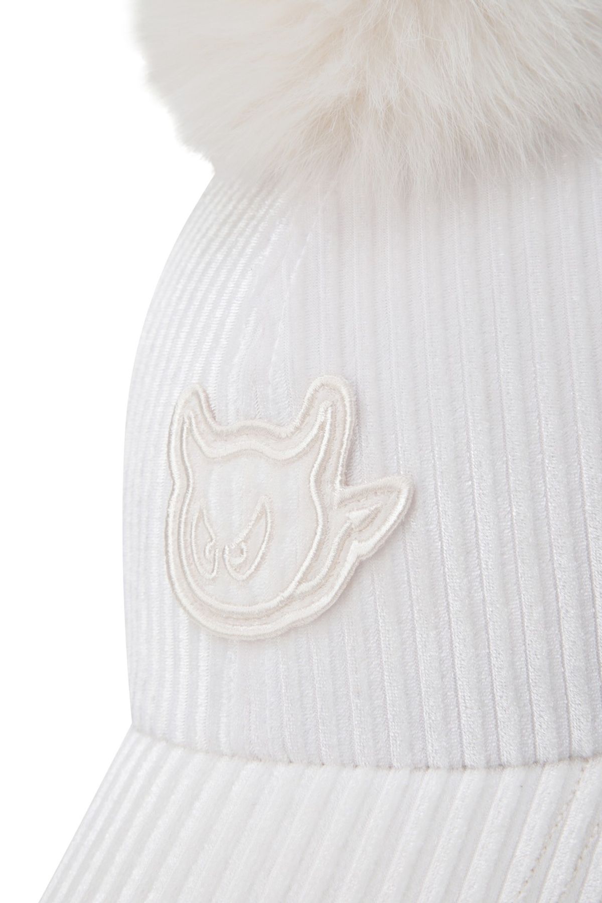 왁(WAAC) Women PomPom Cap WGRCX25715IVX