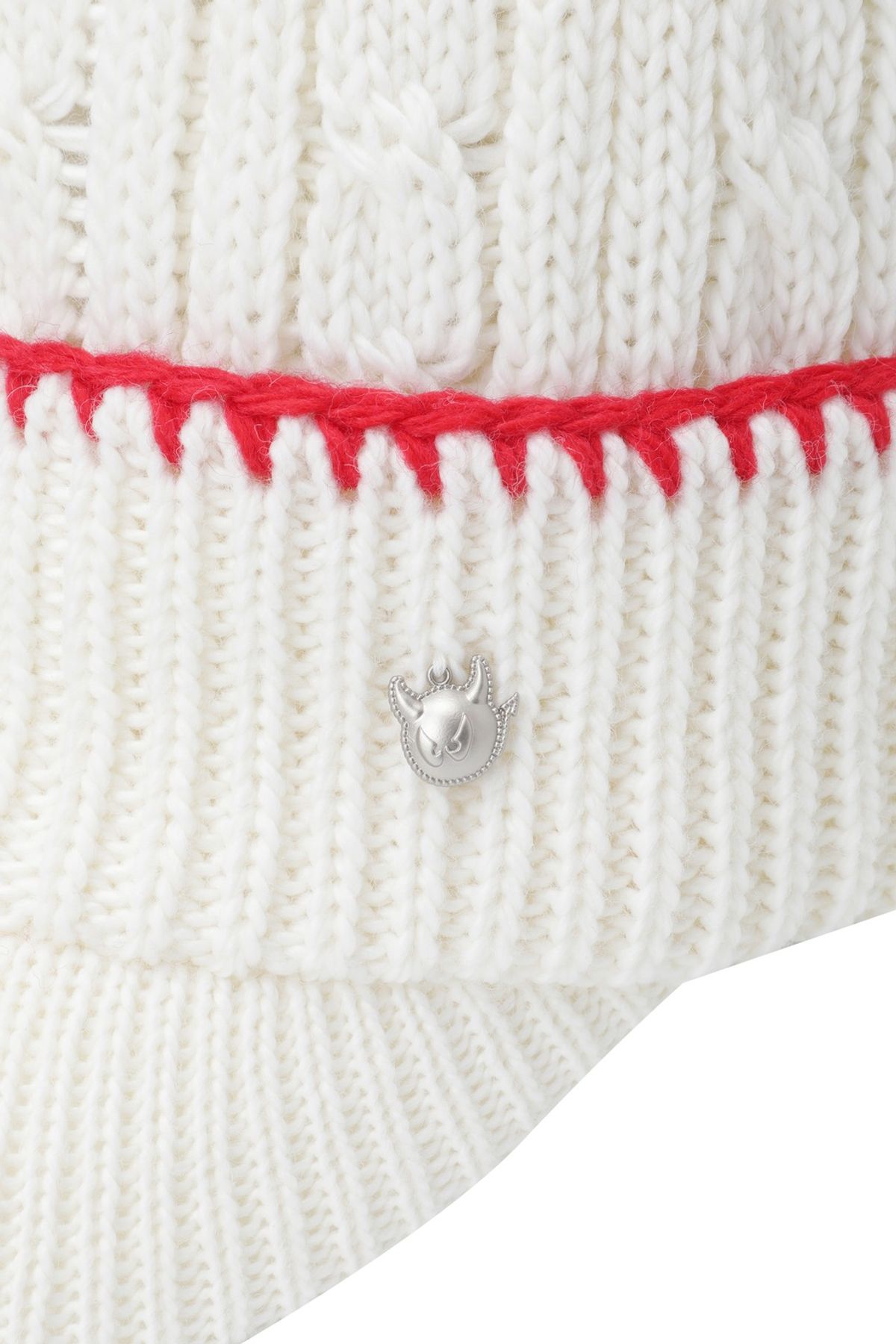 왁(WAAC) Women PomPom Knit Hat WGRCX25716IVX