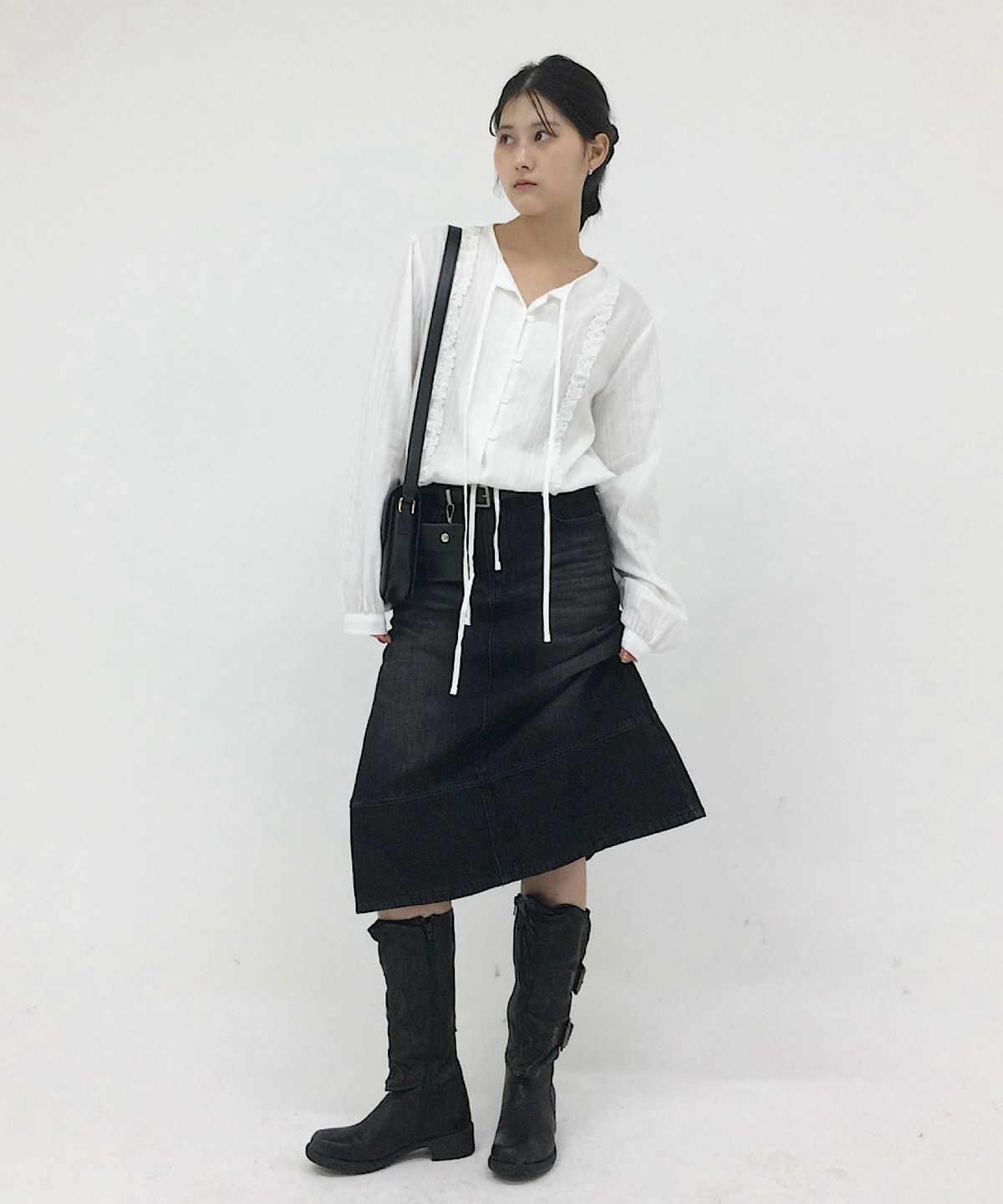 아포엠(APOEM) Denim Midi Skirt