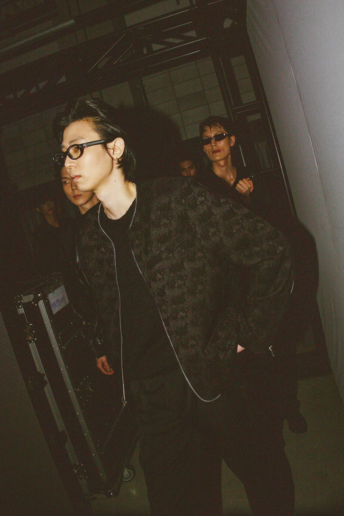 뉴이 뉴욕(NUYH NEWYORK) [PRET A PORTER] NUYHNEWYORK MOHAIR KNIT (BLACK)