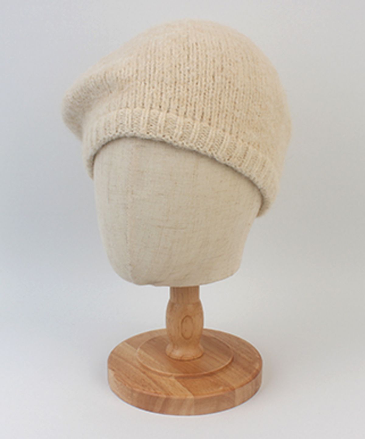 유니버셜 케미스트리(UNIVERSAL CHEMISTRY) Wool Beige Knit Beret 울베레모