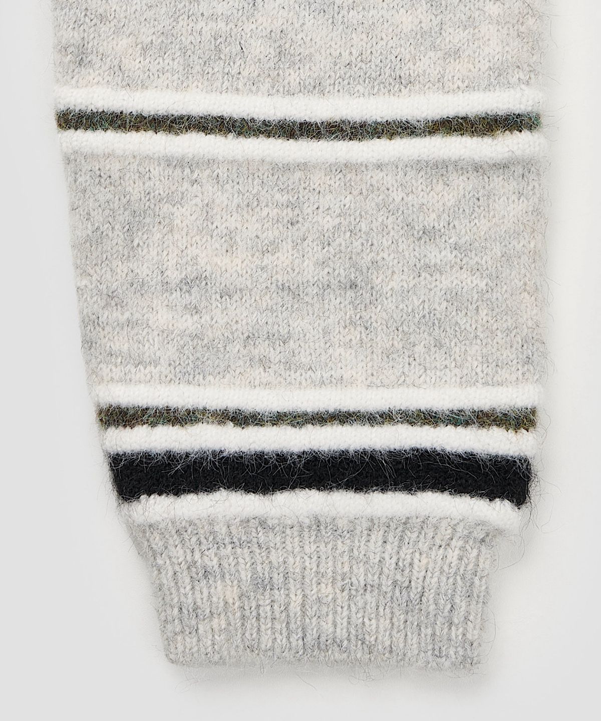 아포엠(APOEM) Brushed Stripe Knit (3C)