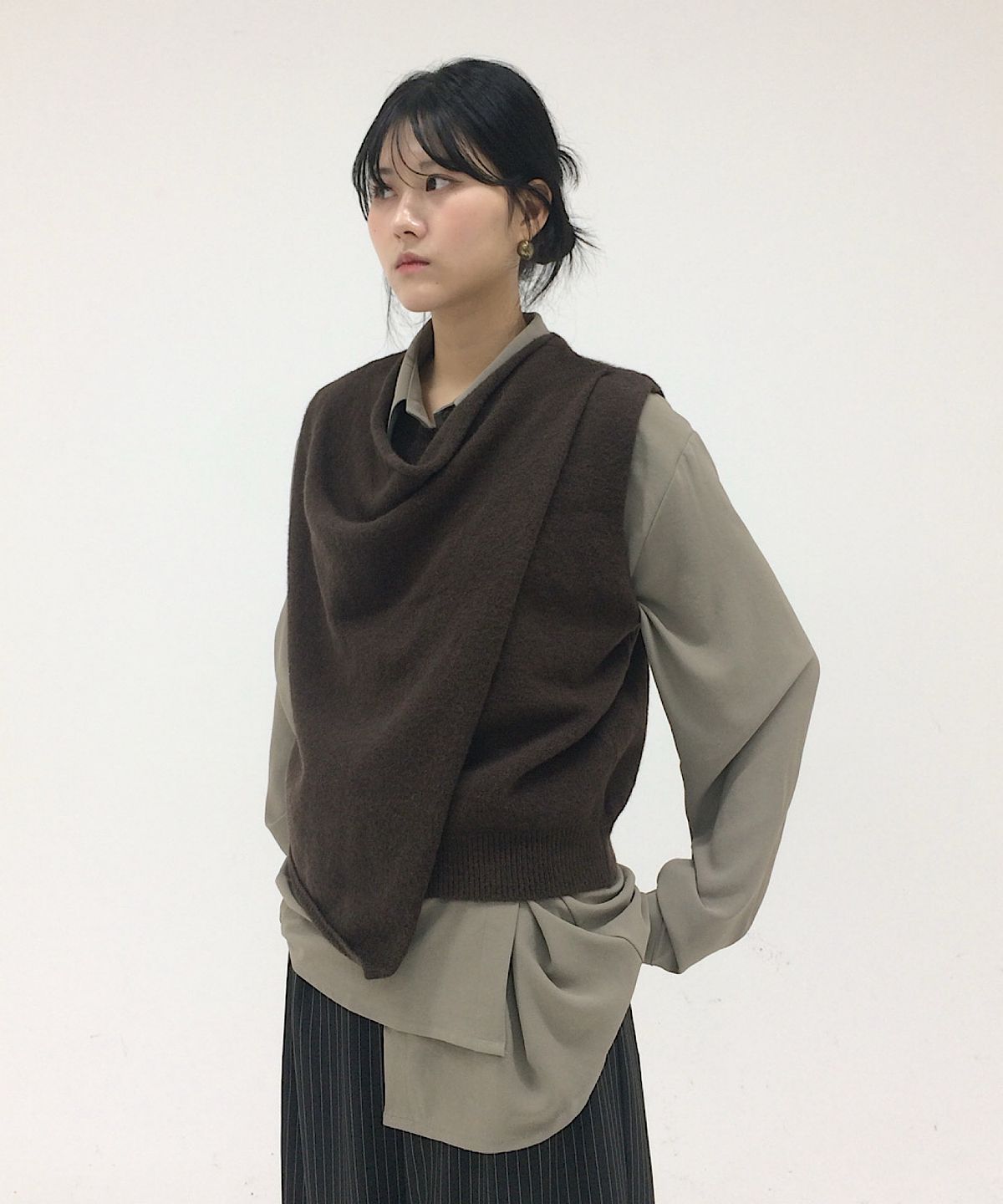 아포엠(APOEM) Drape Knit Top (3C)