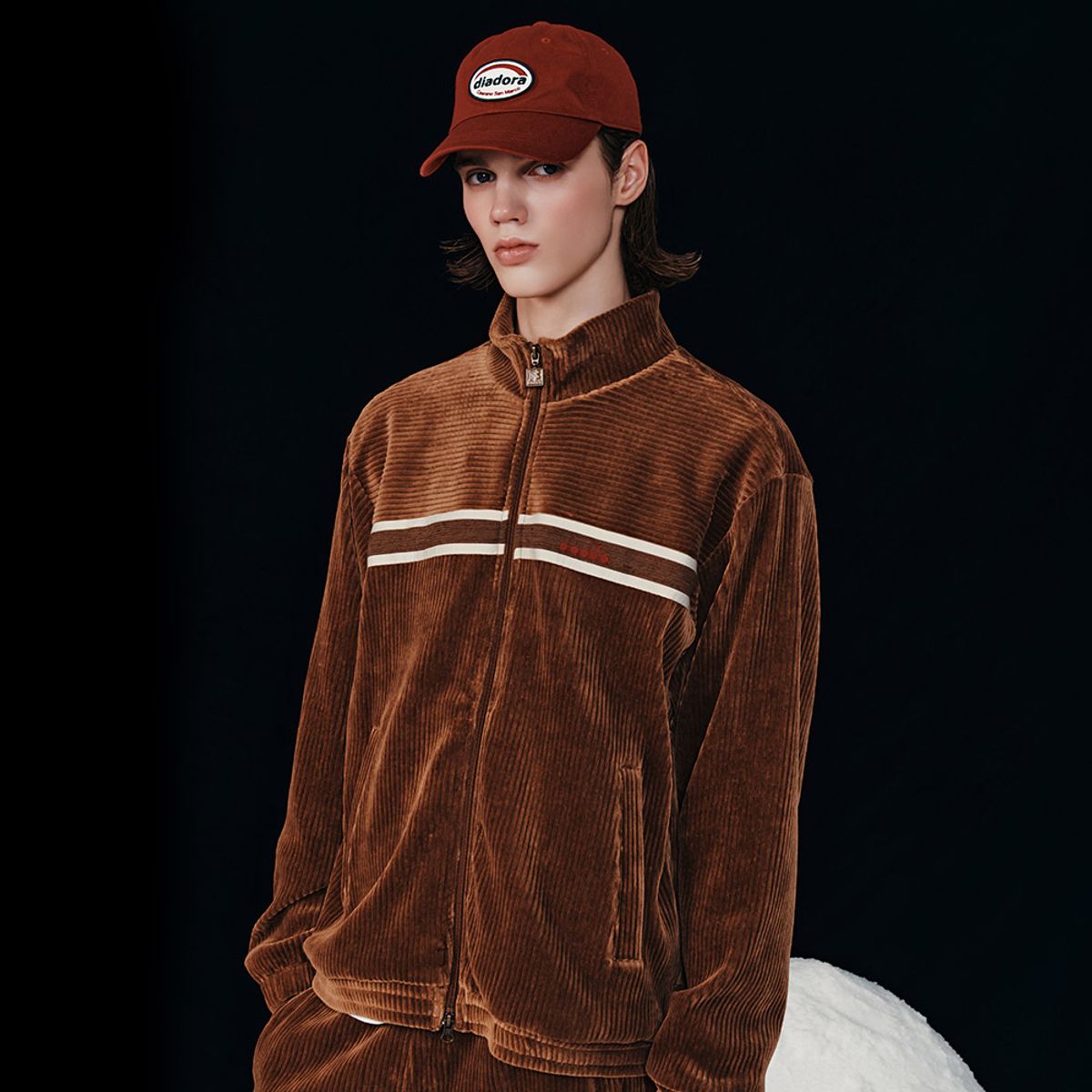 디아도라(diadora) 몬텔로 코듀로이 자켓 BROWN