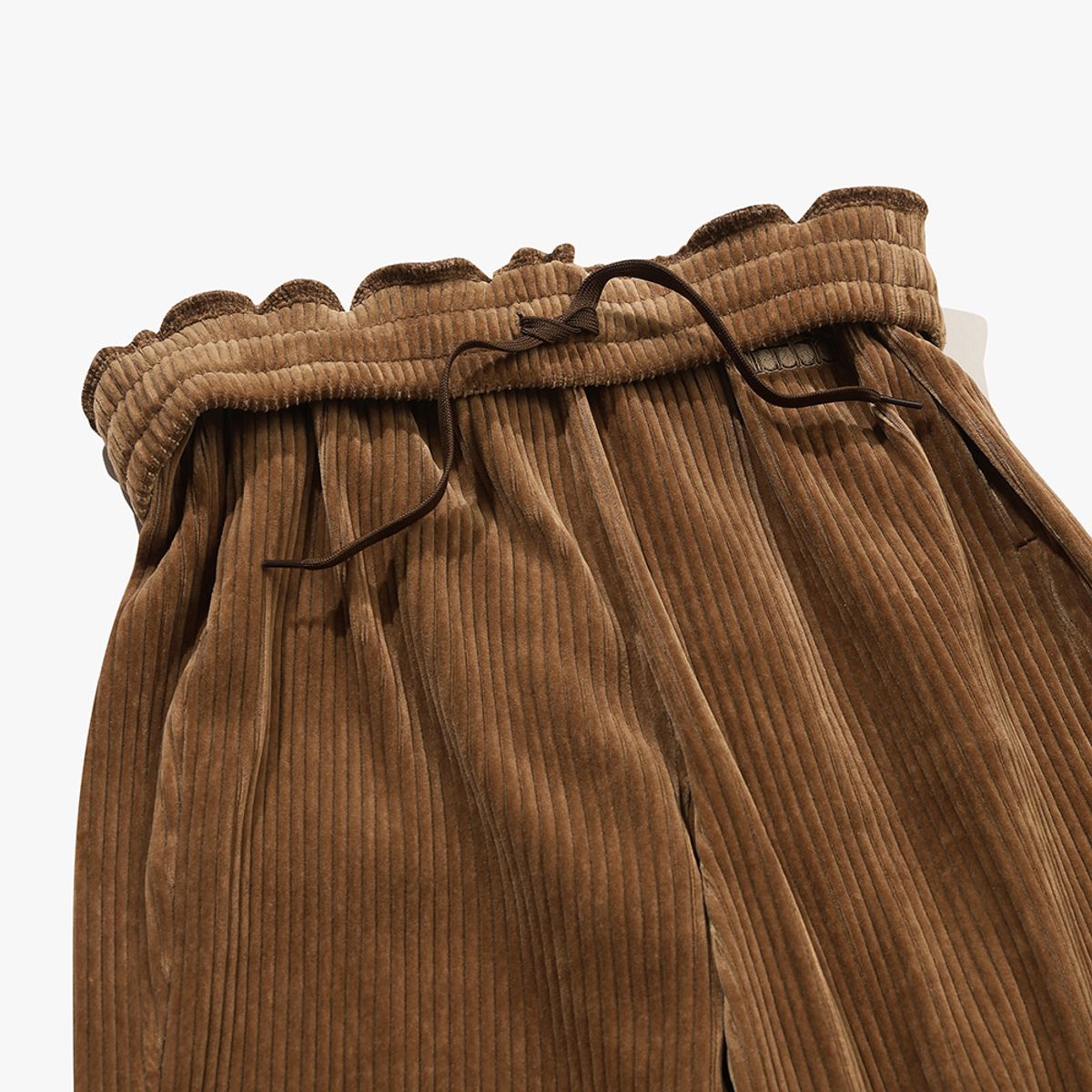 디아도라(diadora) 코듀로이 와이드 팬츠 우먼 BROWN