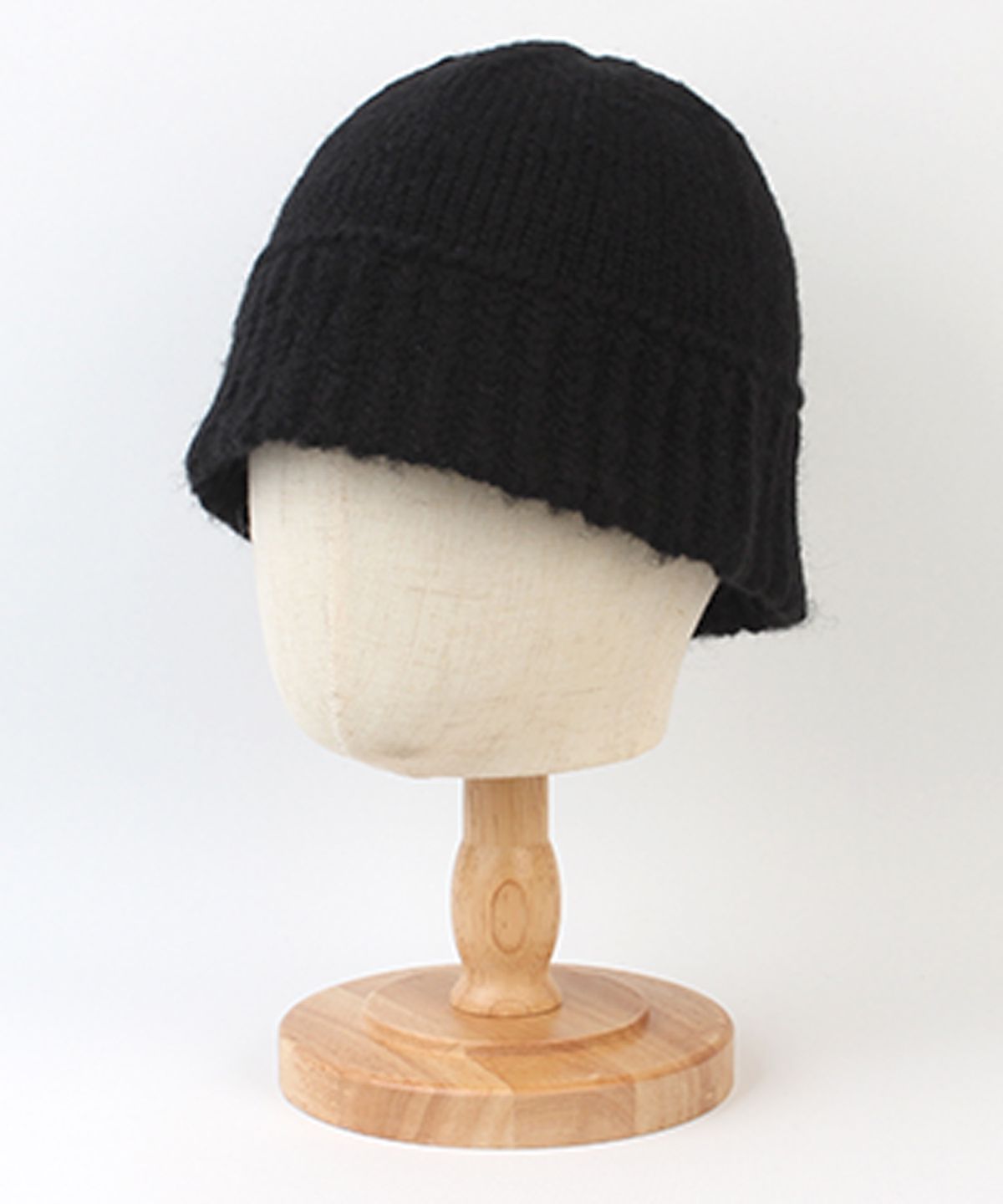 유니버셜 케미스트리(UNIVERSAL CHEMISTRY) Wool Black Knit Bucket Hat 퍼버킷햇
