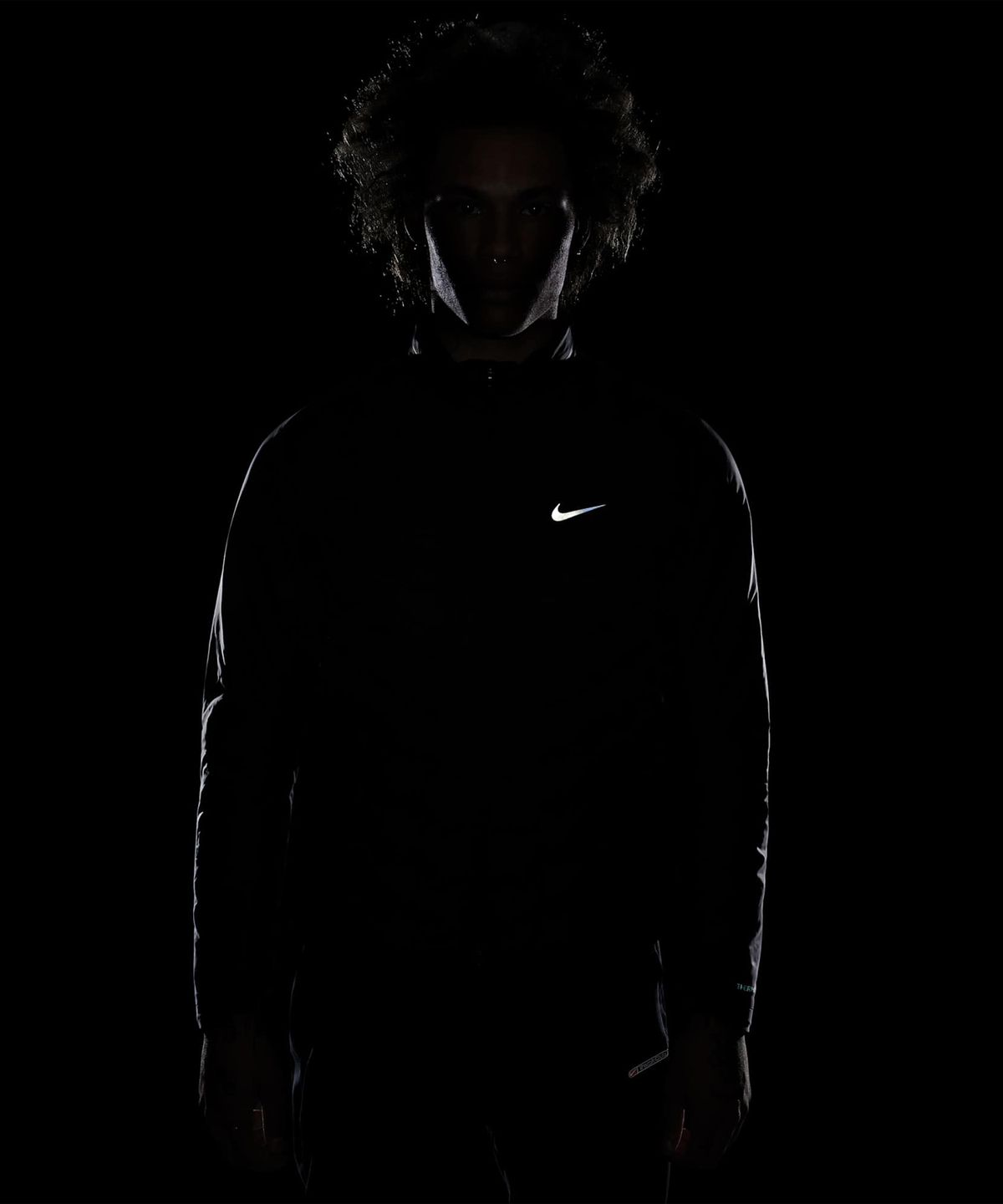 나이키(NIKE) 써마 핏 ADV 에어로로프트 리펠 다운 러닝 재킷 M - 블랙 / FB7557-010