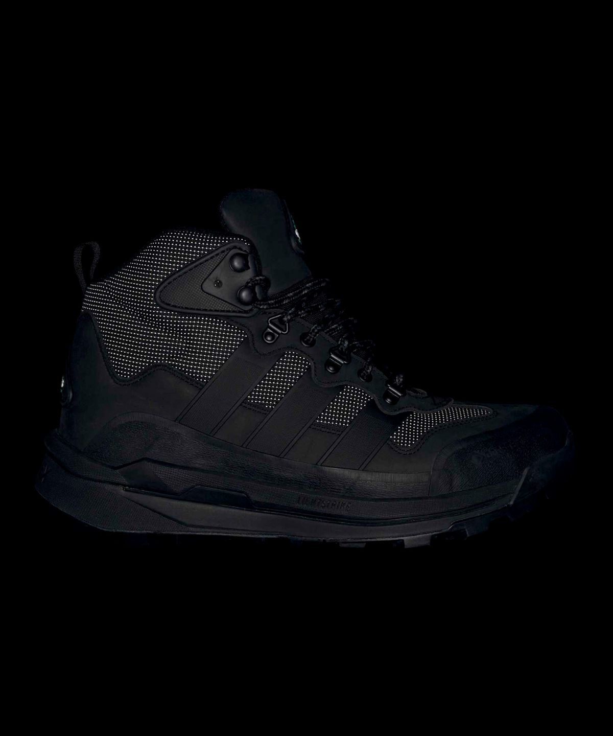 아디다스(ADIDAS) 이큅먼트 스카이체이서 GTX - 블랙 / JQ3163