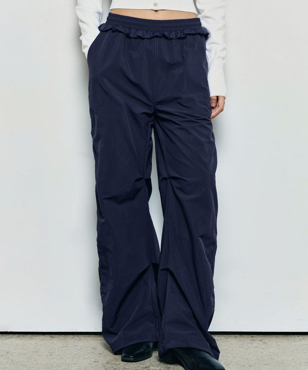 닉앤니콜(NICK&NICOLE) RUFFLE LACE PARACHUTE PANTS_NAVY