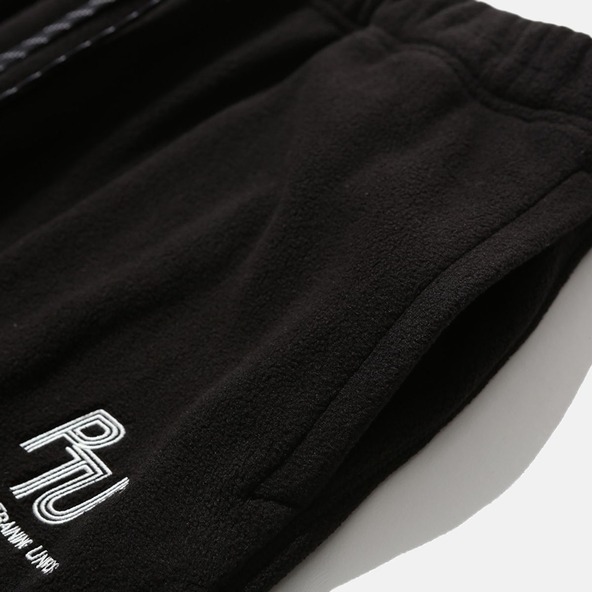 엠피티유(MPTU) [AW25] ACADEMY FLEECE PANTS / BLACK