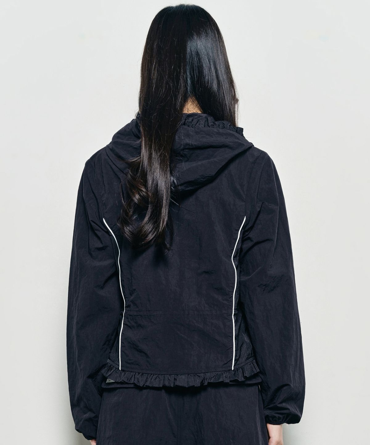 닉앤니콜(NICK&NICOLE) RUFFLE LACE HOOD JACKET_BLACK