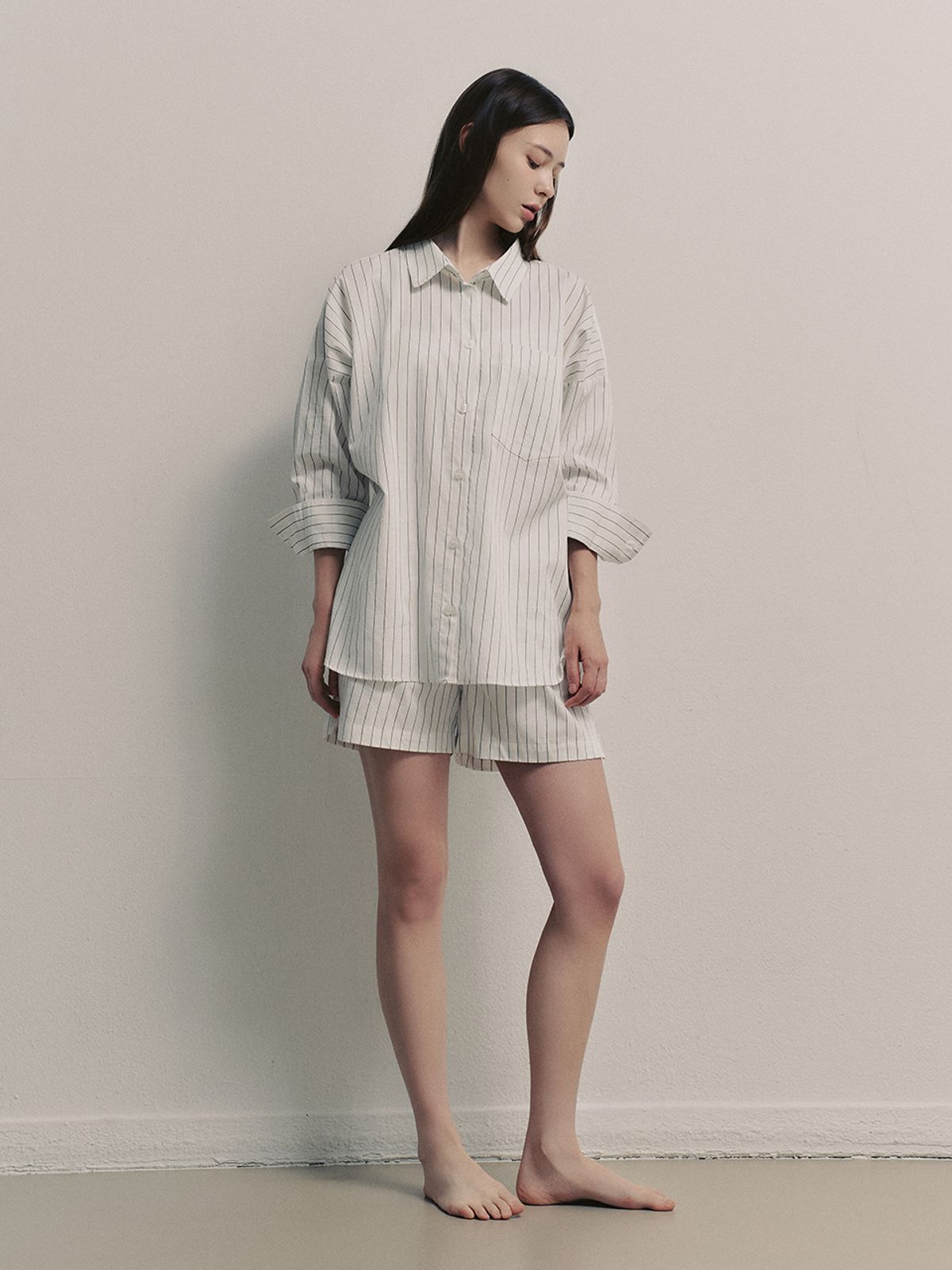 니나쏭(NINASSONG) 스트라이프 오버핏 파자마 Short Set