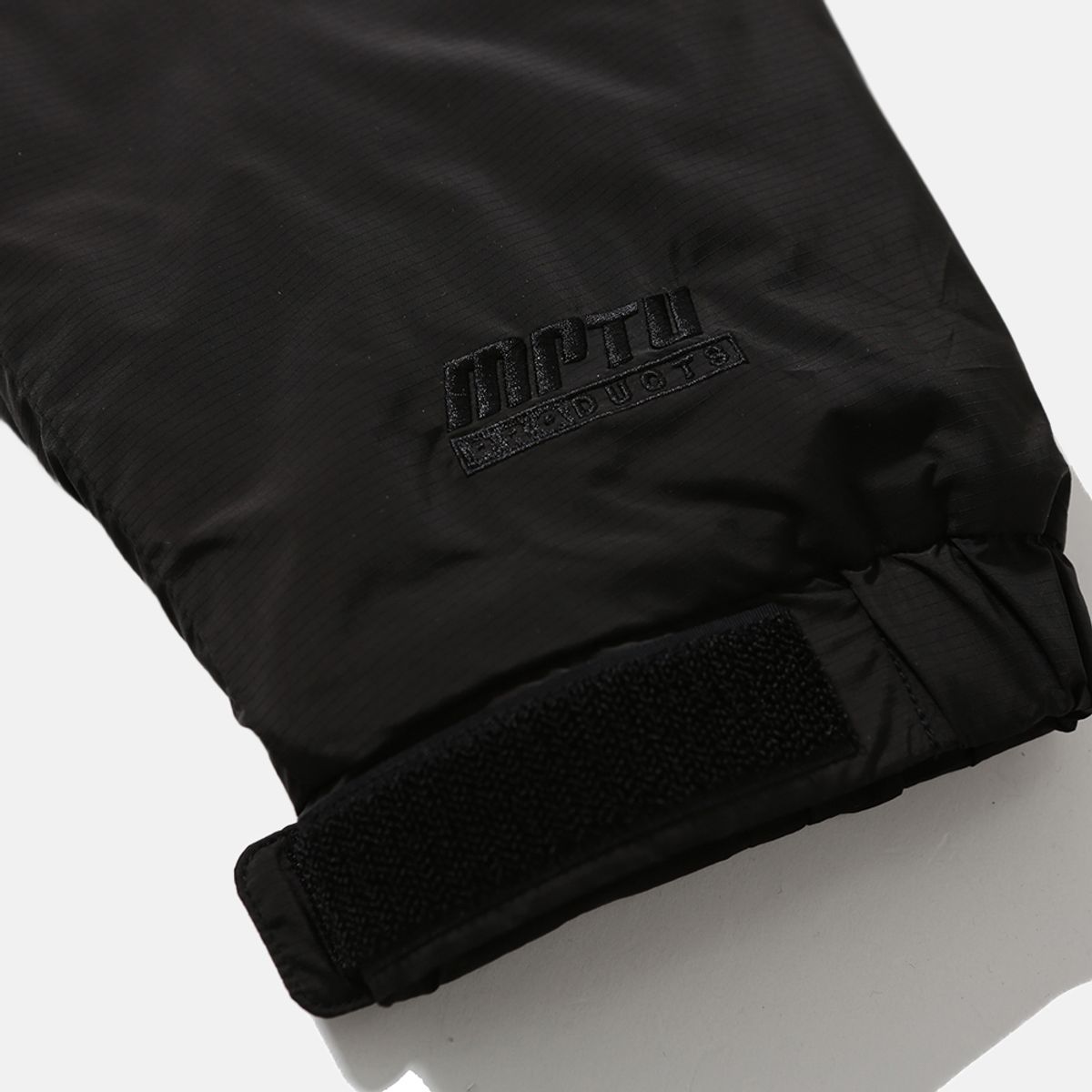 엠피티유(MPTU) [AW25] PTU INSULATED PARKA / BLACK