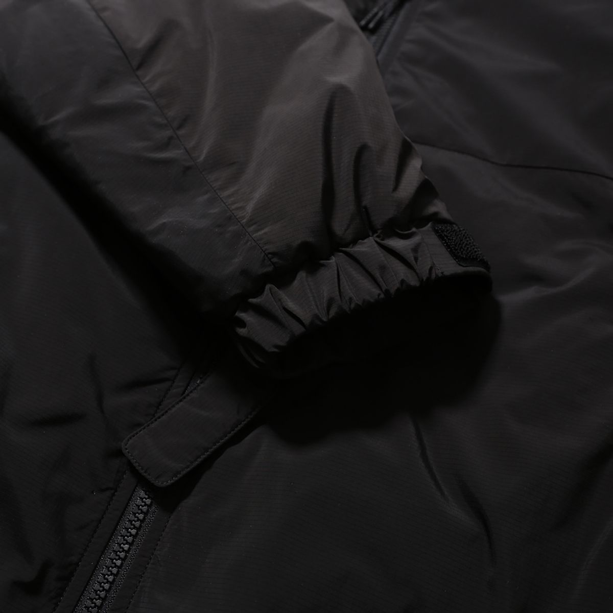엠피티유(MPTU) [AW25] PTU INSULATED PARKA / BLACK