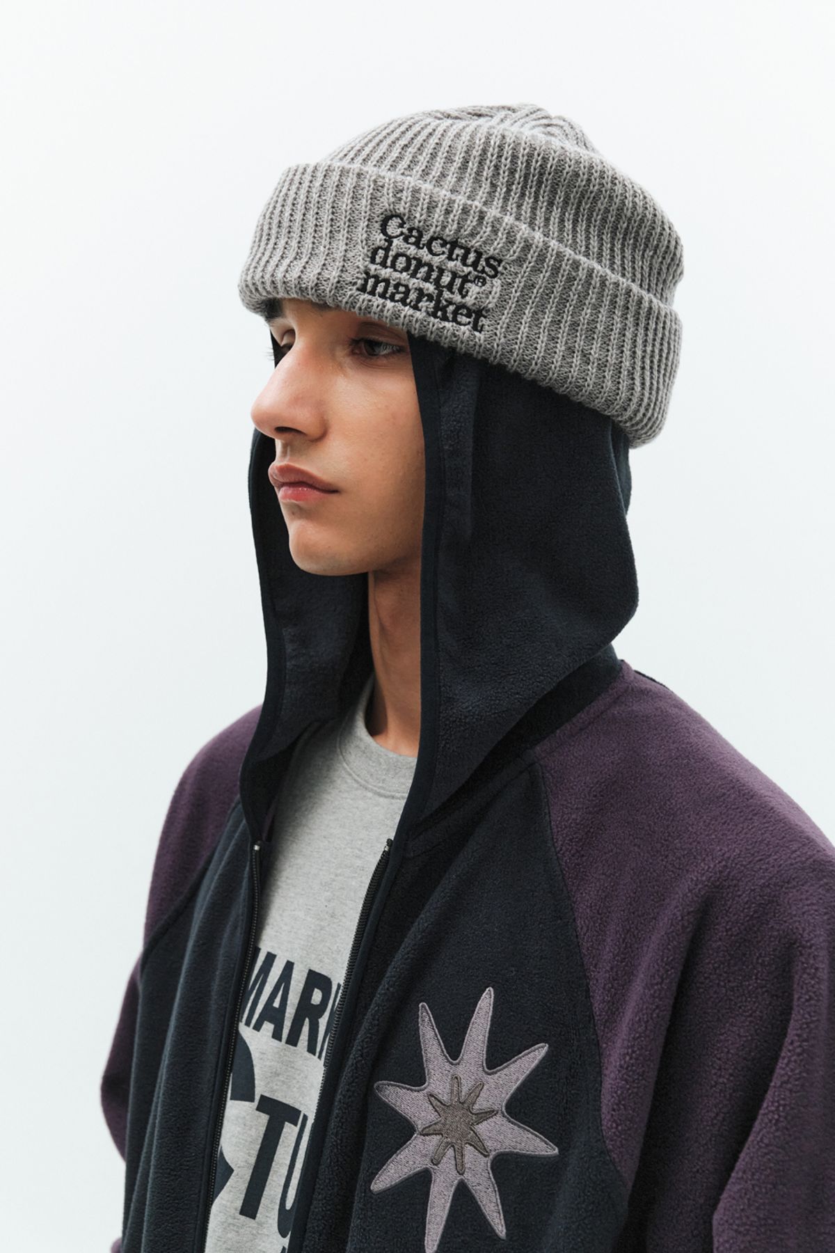 캑터스도넛마켓(CACTUSDONUTMARKET) Lettering Fold Knit Beanie-Melange gray