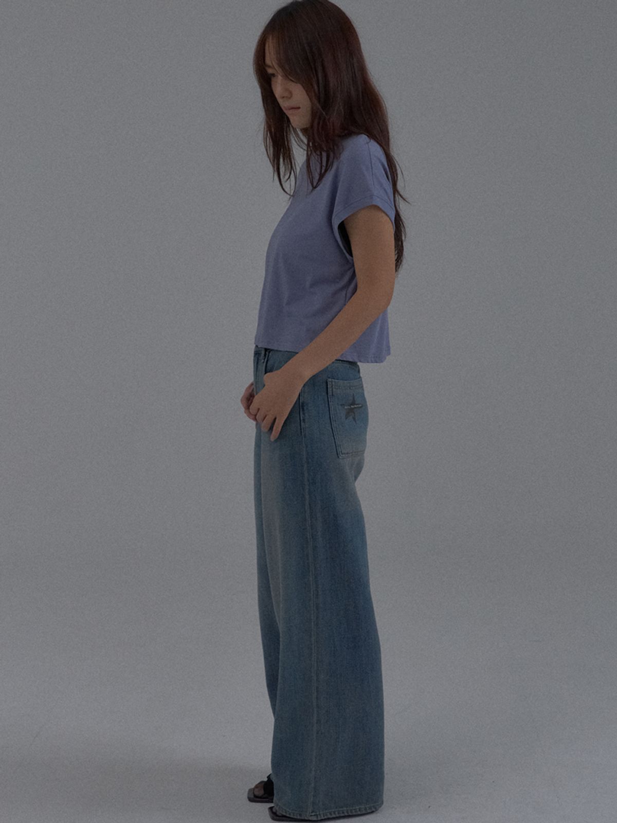 쏘리, 투 머치 러브(SORRY, TOO MUCH LOVE) Dropped Shoulder Lettering Crop T-Shirt_Purple