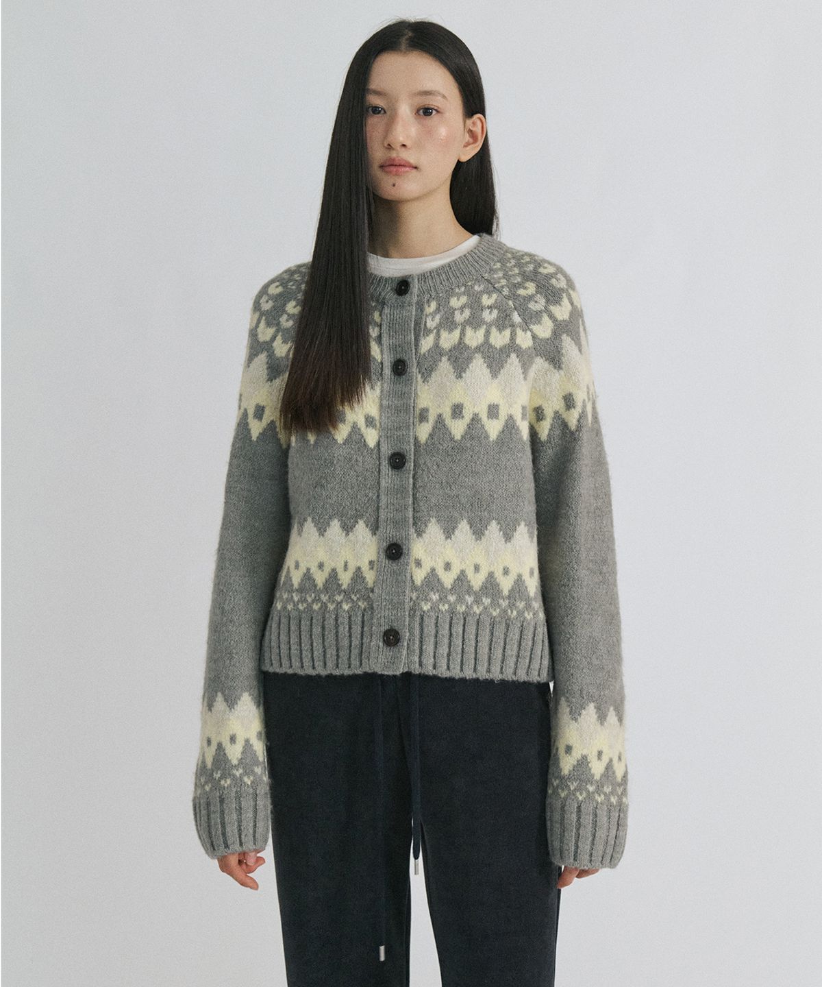 스텝어라운드(STEP AROUND) Nordic Classic Wool Cardigan_GREY