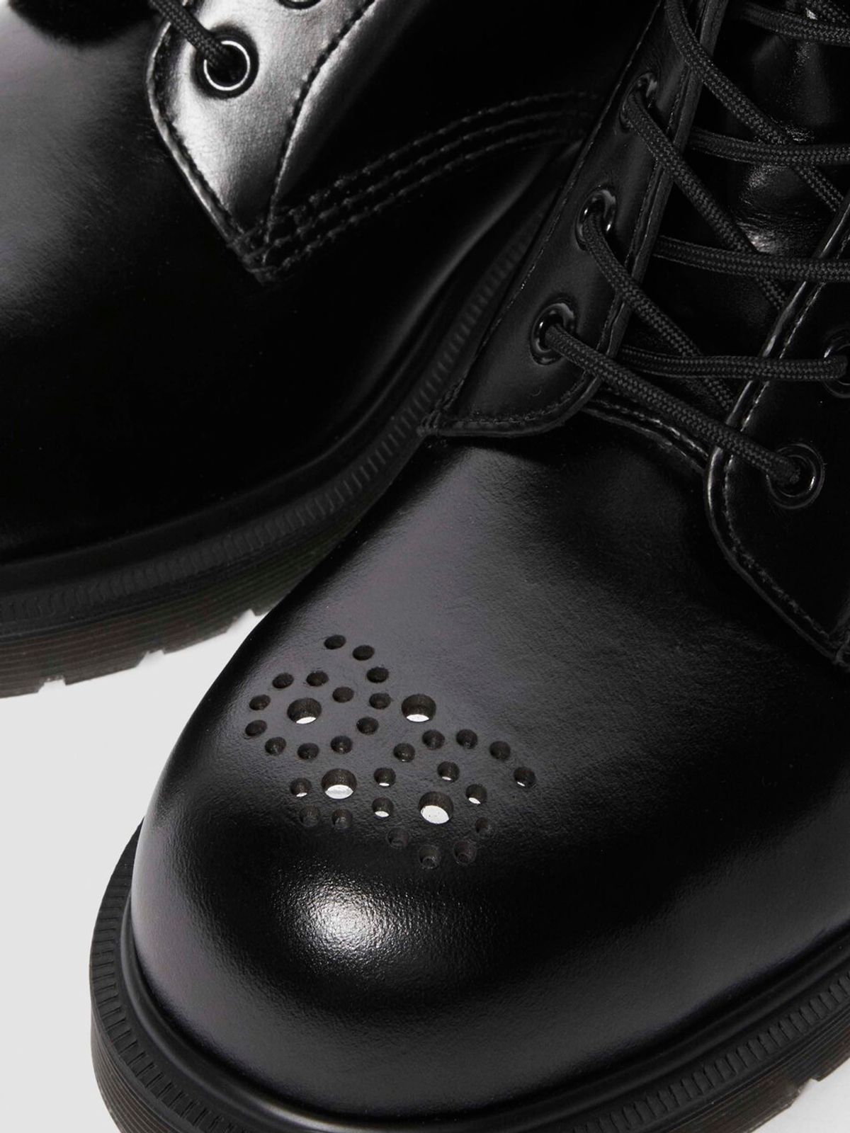 닥터마틴(DR.MARTENS) 1460 ST 브로그 - BLK / 41001001