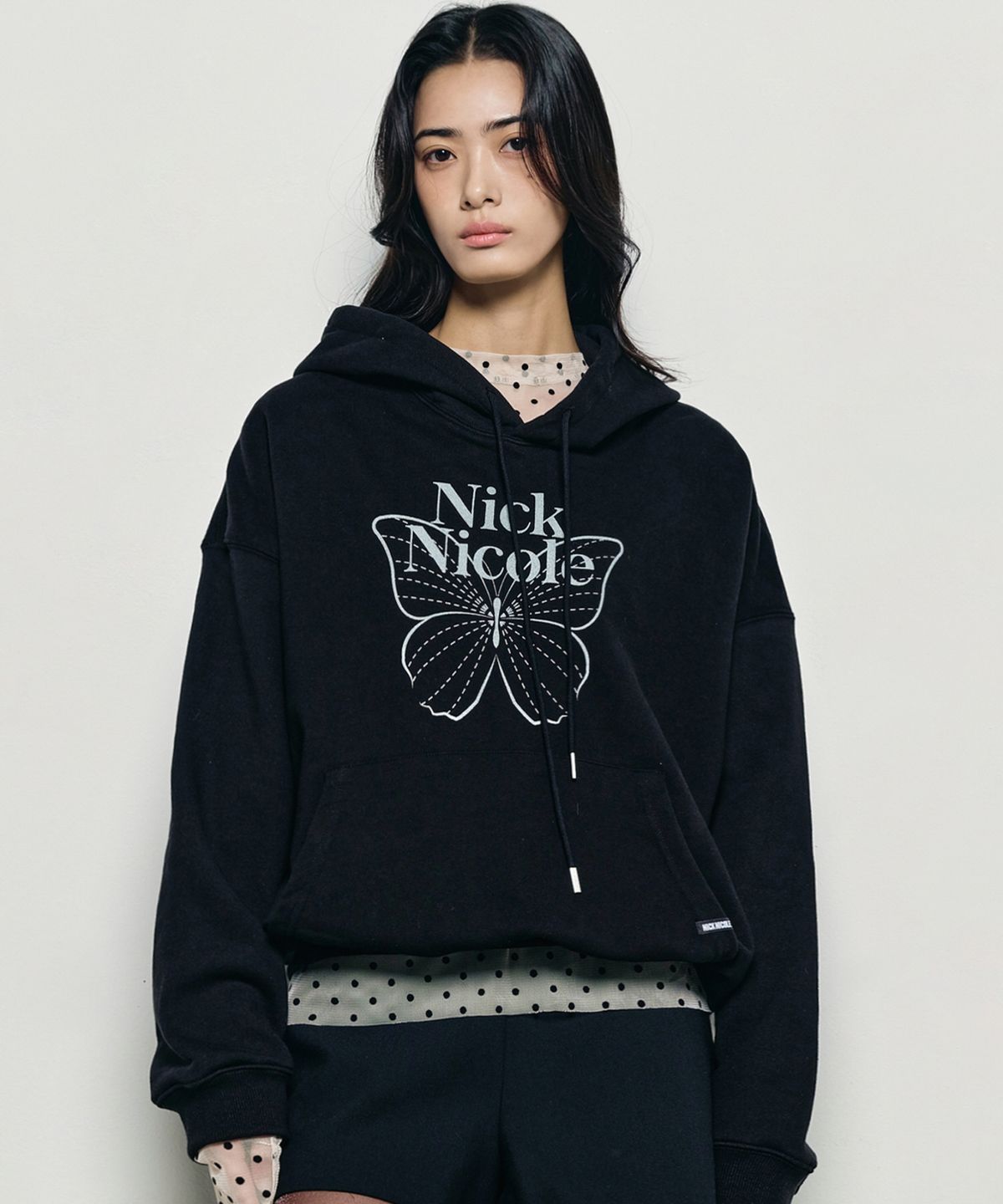 닉앤니콜(NICK&NICOLE) BUTTERFLY SIGNATURE HOODIE_BLACK SILVER