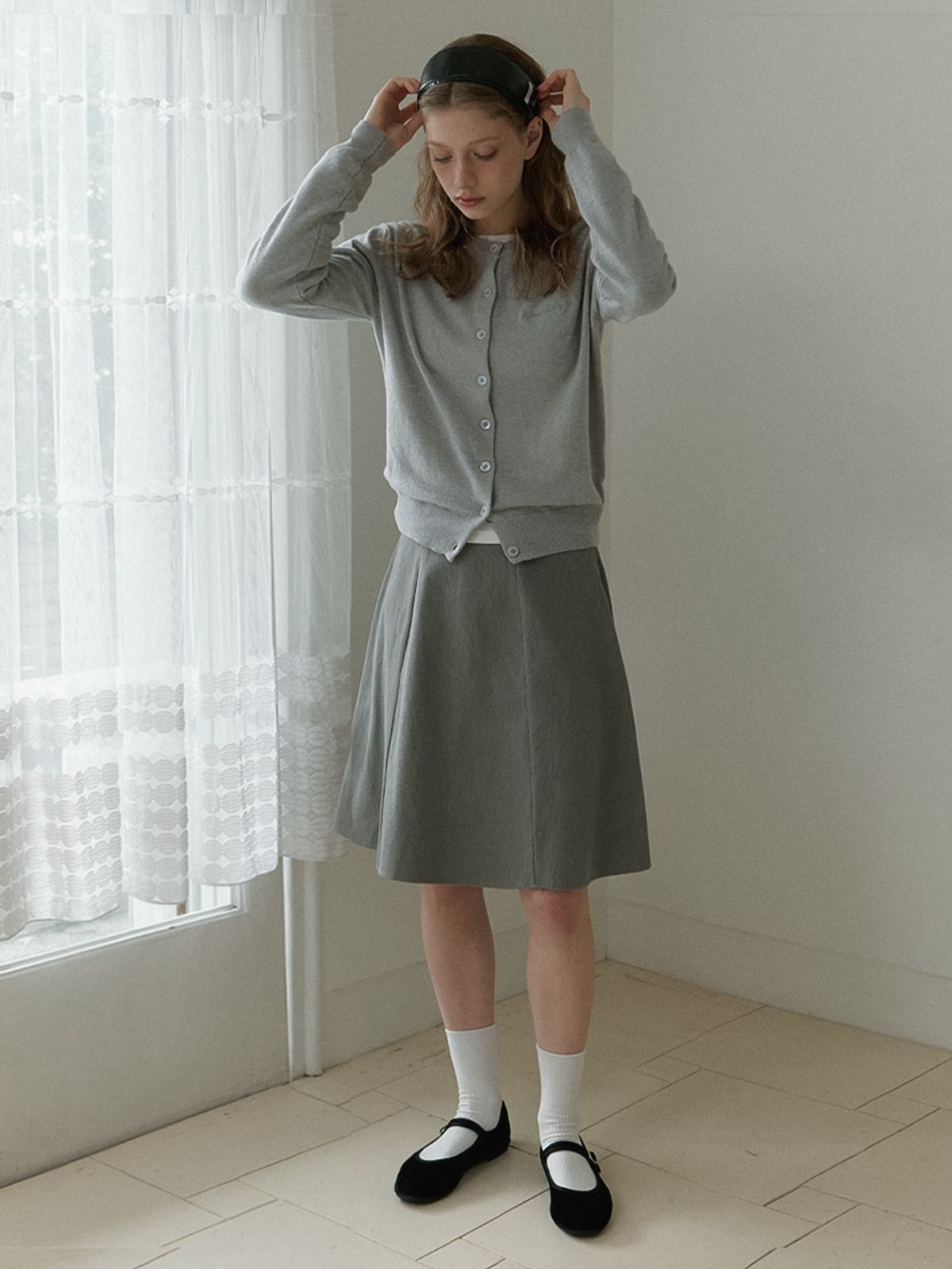 카인더베이비(KINDABABY) basic flare midi skirt - asy greige