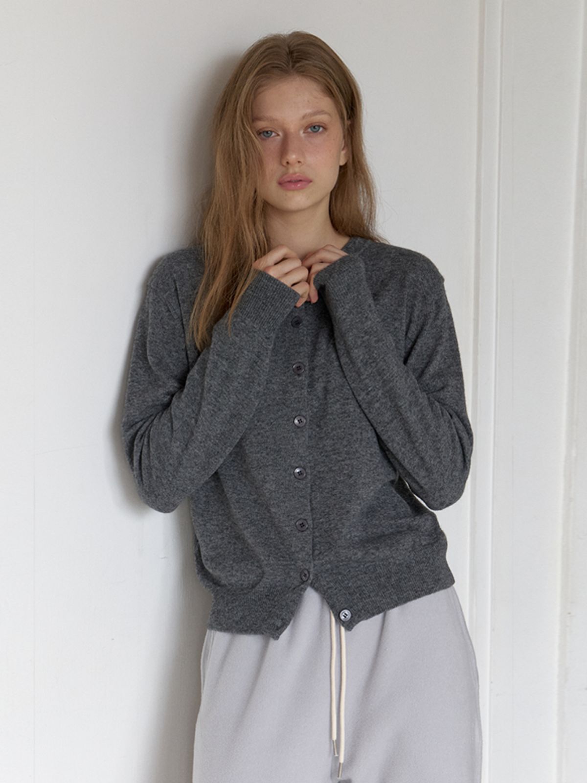 카인더베이비(KINDABABY) basic logo knit cardigan - charcoal