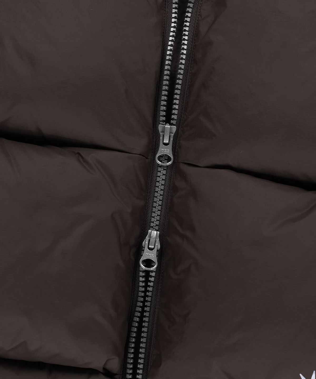 썬러브투어(SUNLOVETOUR) Toray Slice Down Jacket Brown