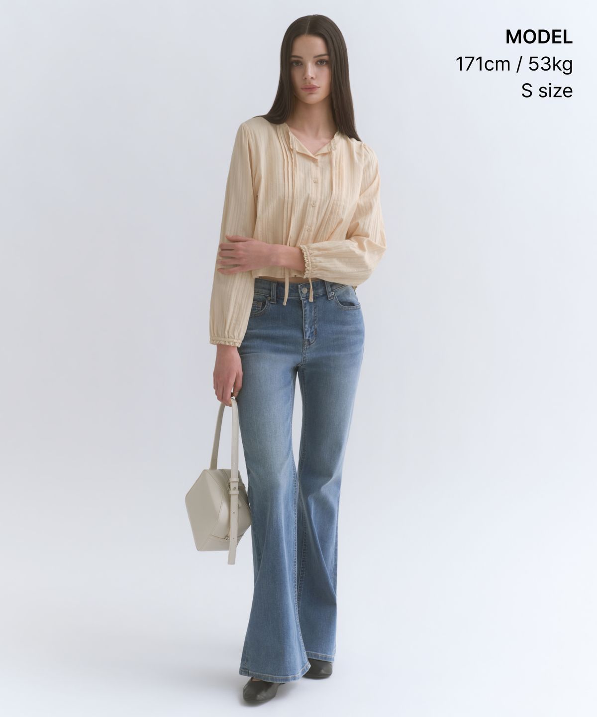 무신사 스탠다드 우먼(MUSINSA STANDARD WOMAN) 우먼즈 버티컬 텍스처드 코튼 핀턱 블라우스 [버터]