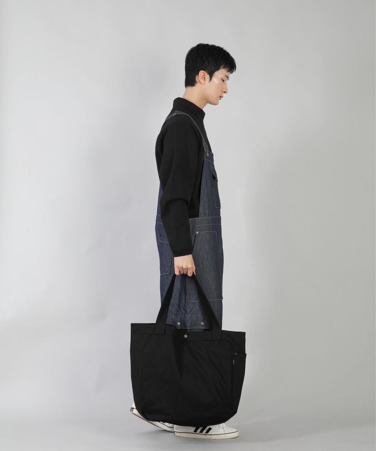세인트크루(SAINTCREW) 빅볼륨 리벳 펜타곤 에코백 BRP-157 블랙
