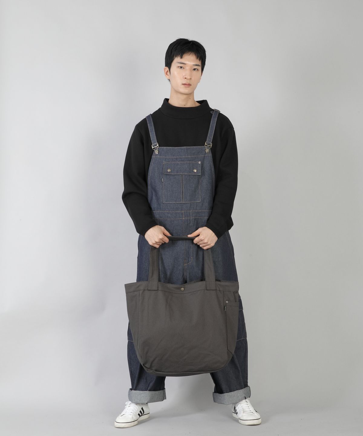 세인트크루(SAINTCREW) 빅볼륨 리벳 펜타곤 에코백 BRP-157 차콜