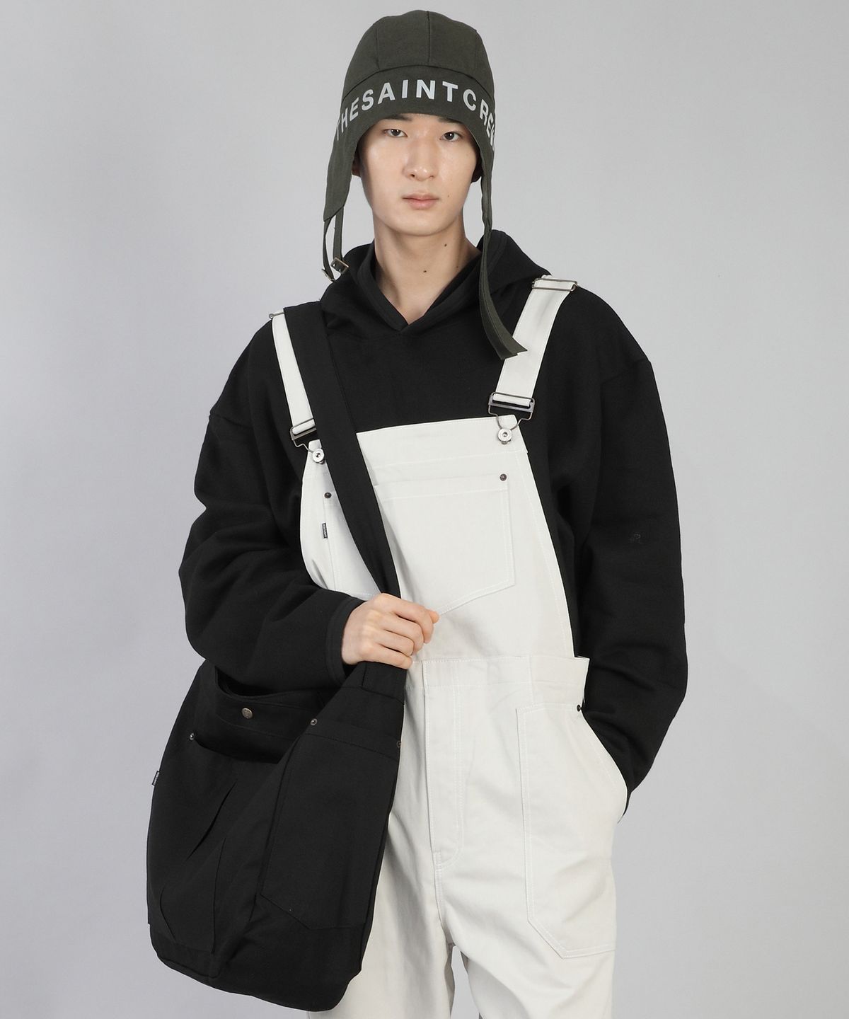 세인트크루(SAINTCREW) 버클스크랩 카고 메일백 BCM-158 블랙