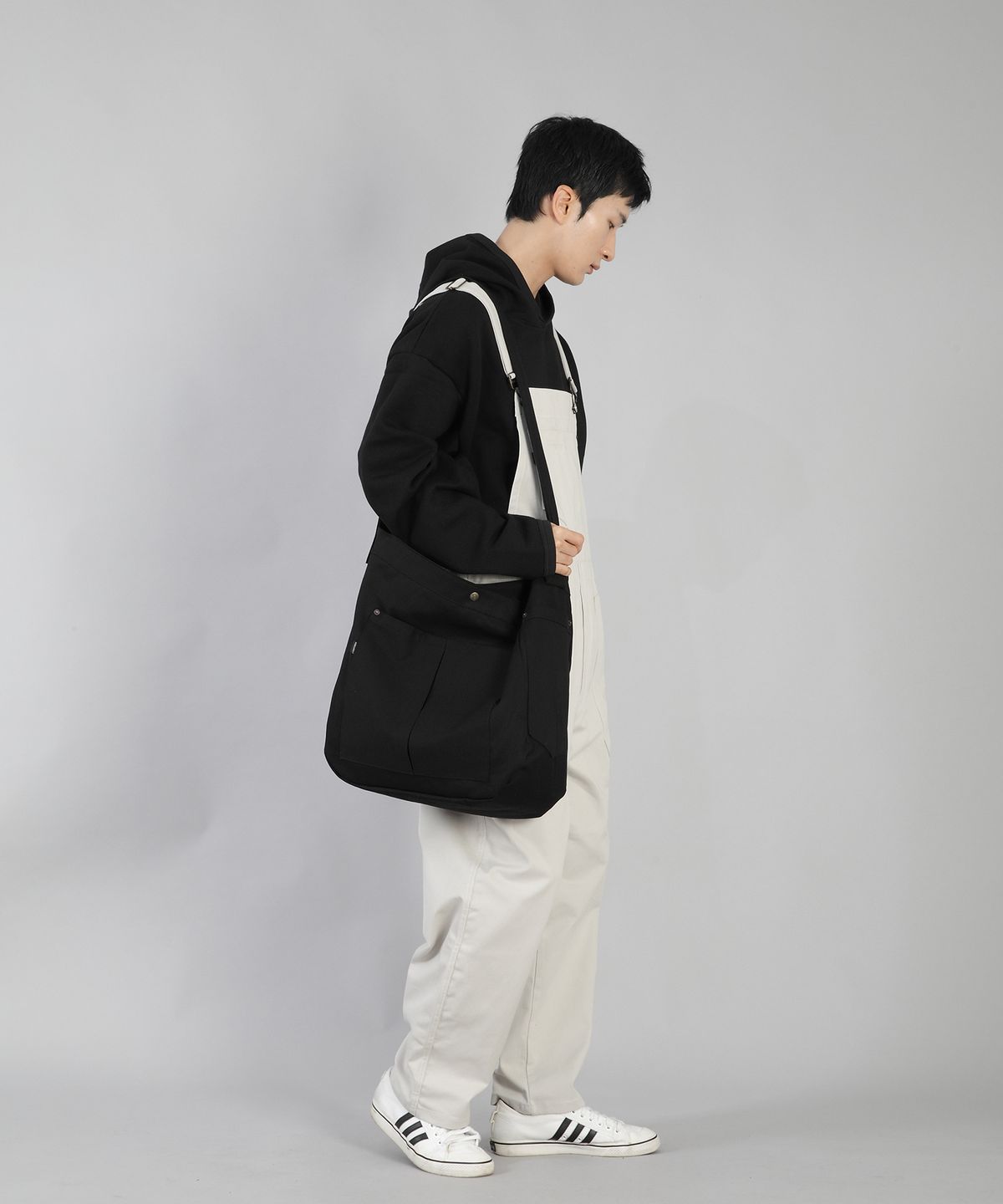 세인트크루(SAINTCREW) 버클스크랩 카고 메일백 BCM-158 블랙