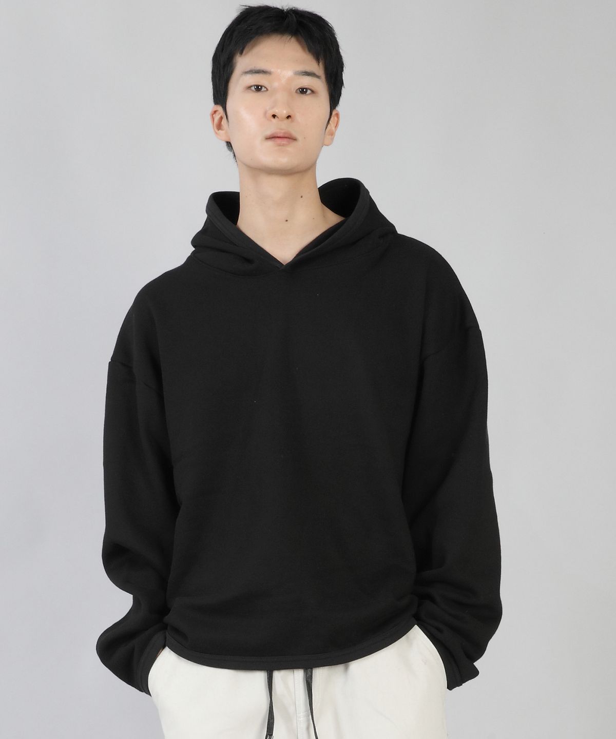 세인트크루(SAINTCREW) 미니멀 오버핏 후드티 MOH-867 블랙