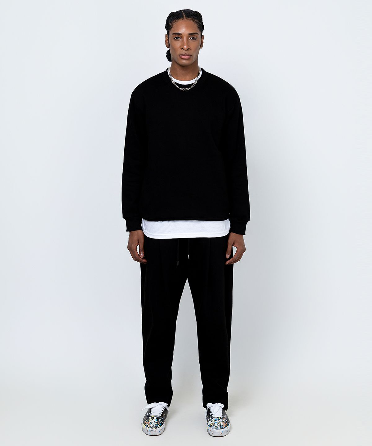 스트라이크(STRIKE) 볼륨 커브 스웨트 팬츠 (3 Colors)