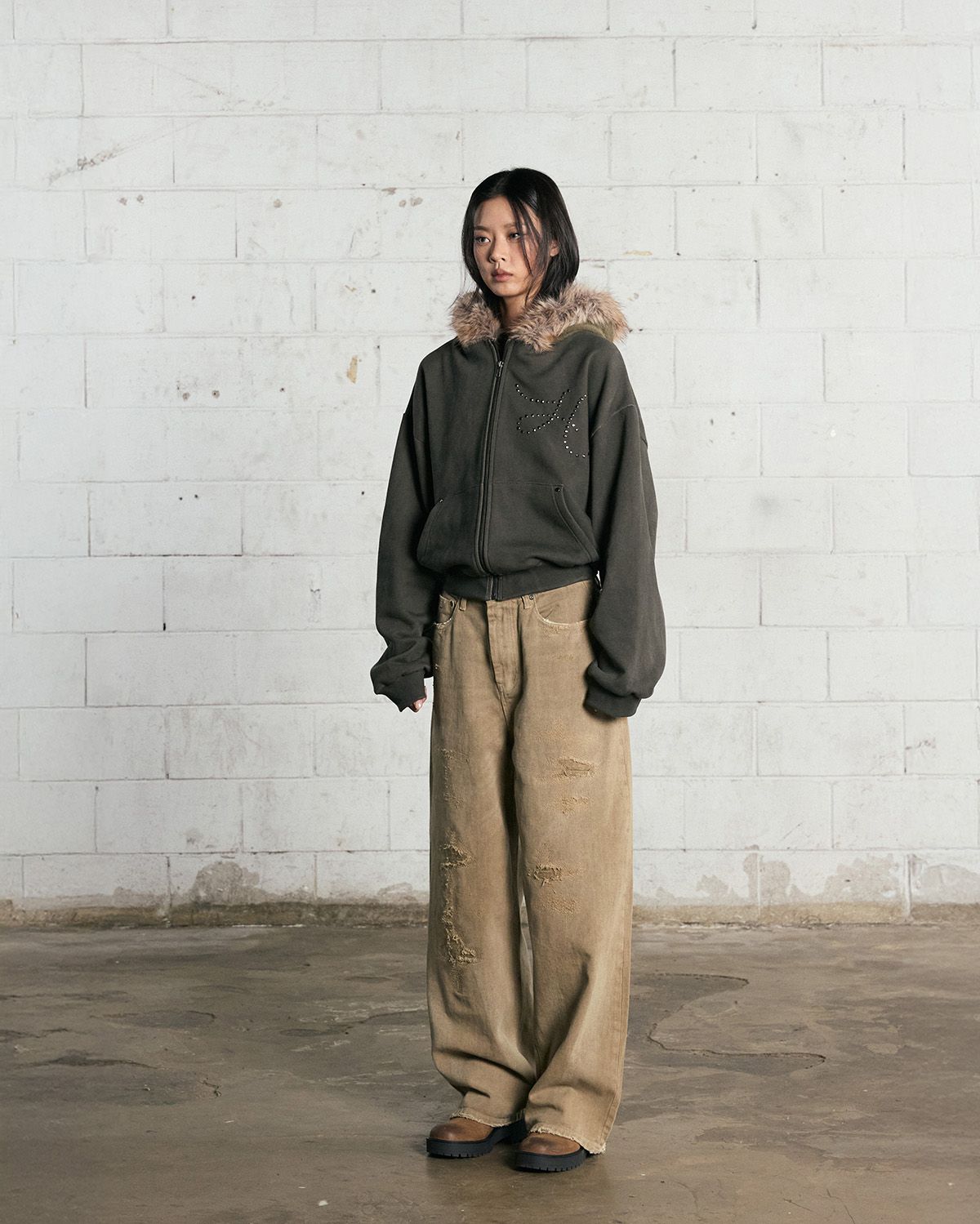 노 엑스트라 터치(NO EXTRA TOUCH) Rebuild Stitch Dyed Denim (Beige) / 25WTPT002BE
