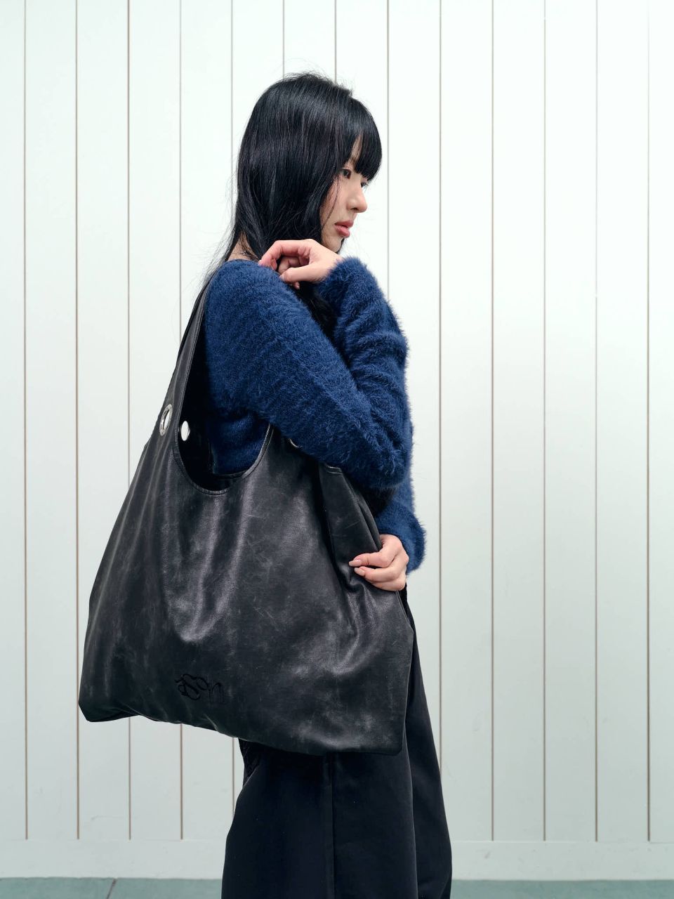 MUSINSA | ASON LUX CRACK BIG BAG