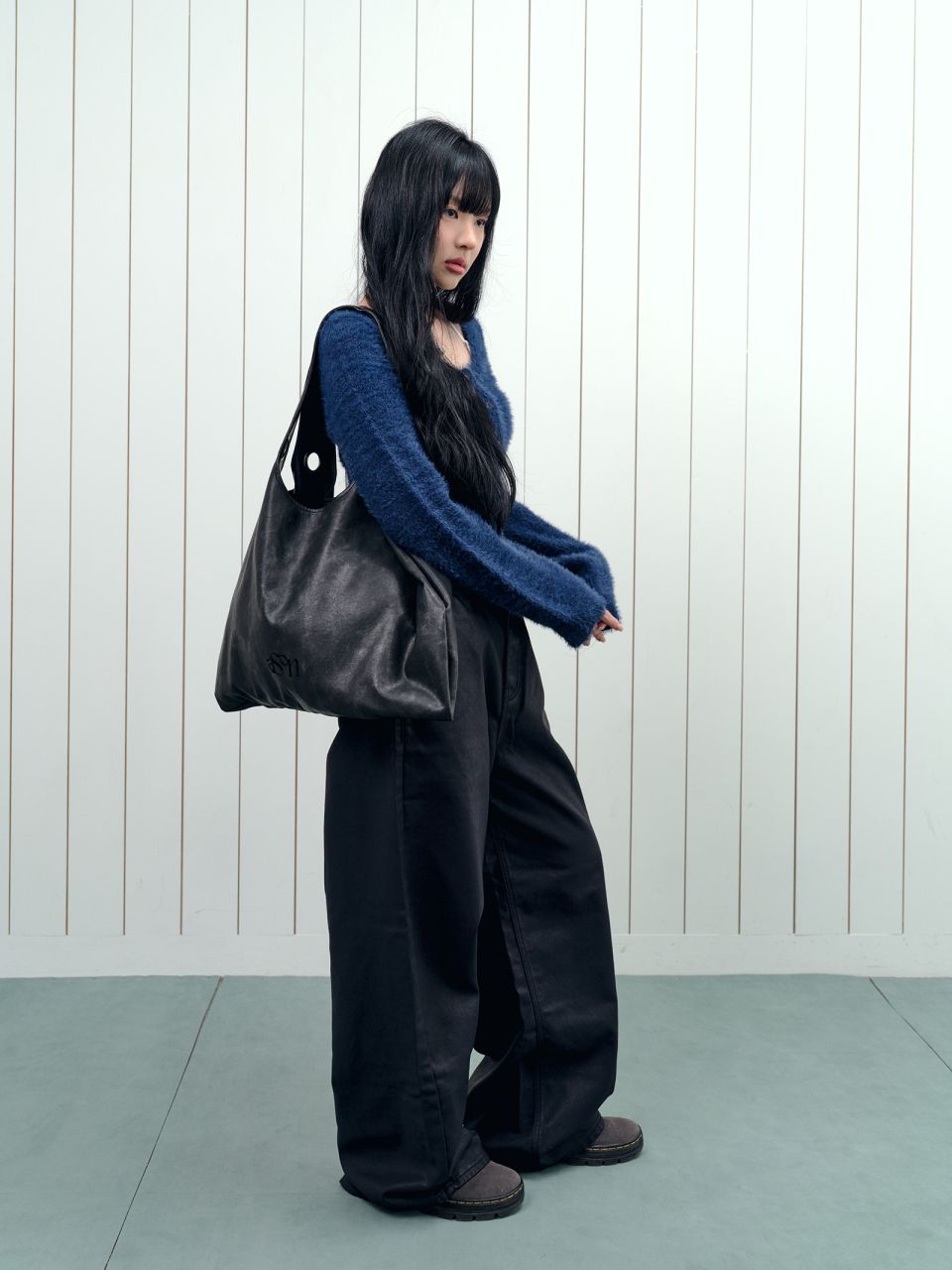 MUSINSA公式 | ASON LUX CRACK BIG BAG
