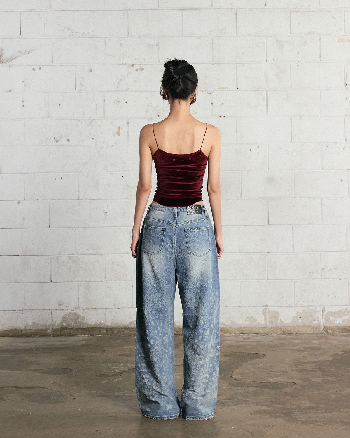 노 엑스트라 터치(NO EXTRA TOUCH) Velvet Stud Sleeveless (Wine) / 25WTSL001WN